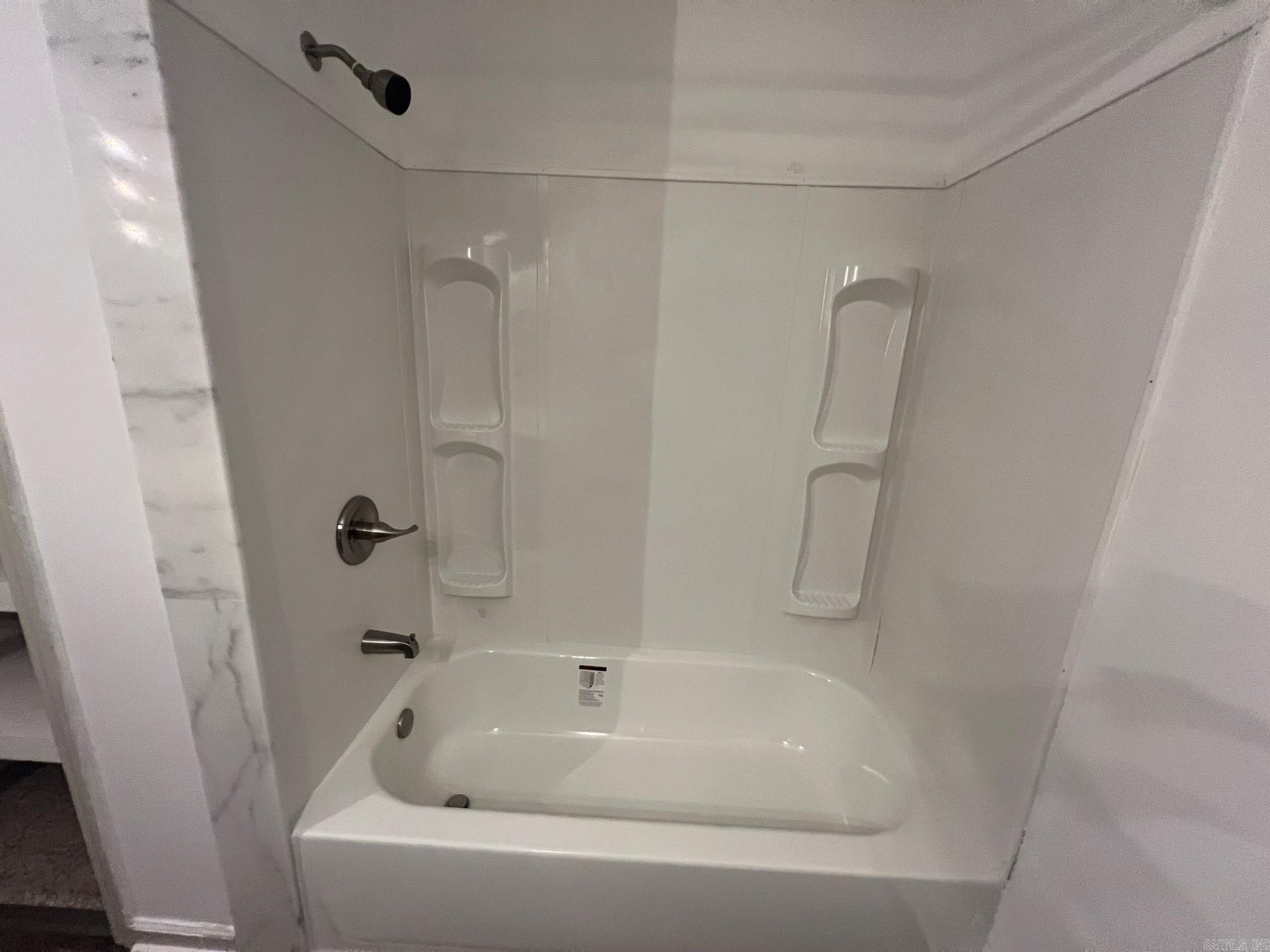 HIGHLAND PINES - Residential