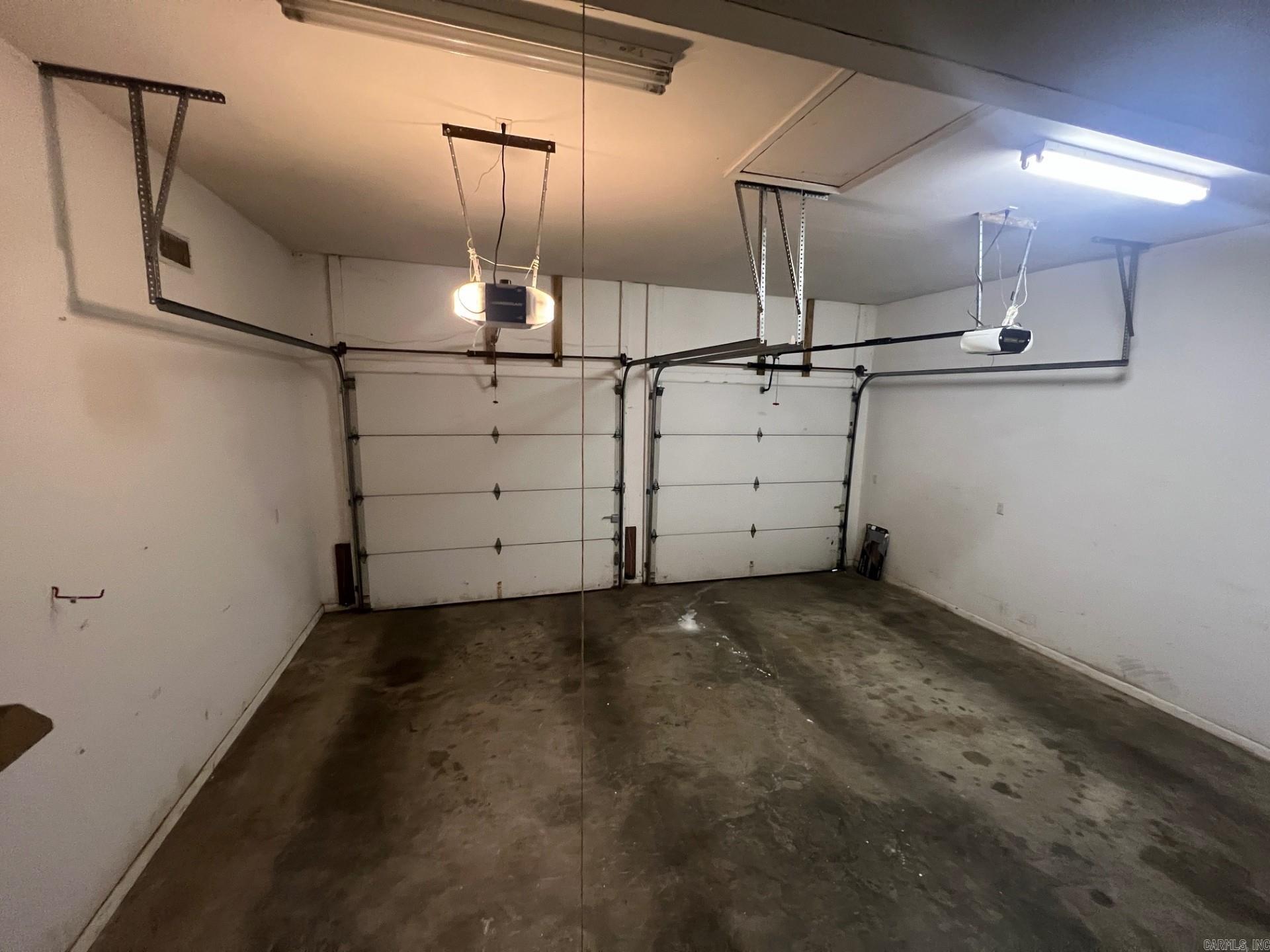 HIGHLAND PINES - Residential