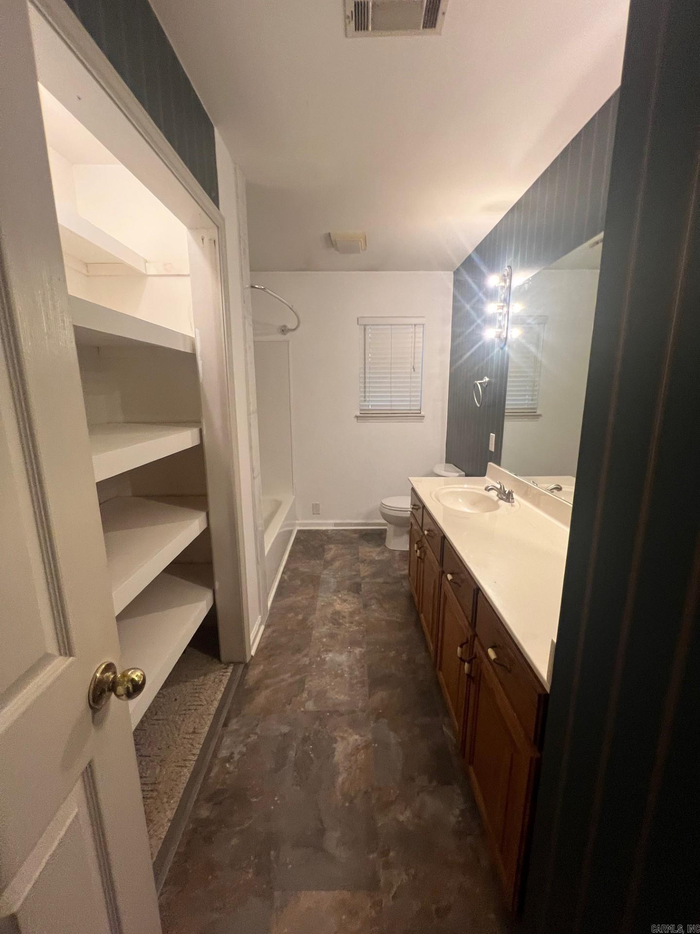 HIGHLAND PINES - Residential