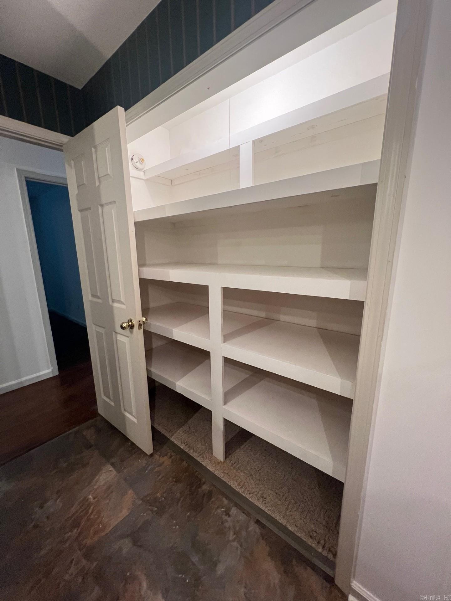 HIGHLAND PINES - Residential