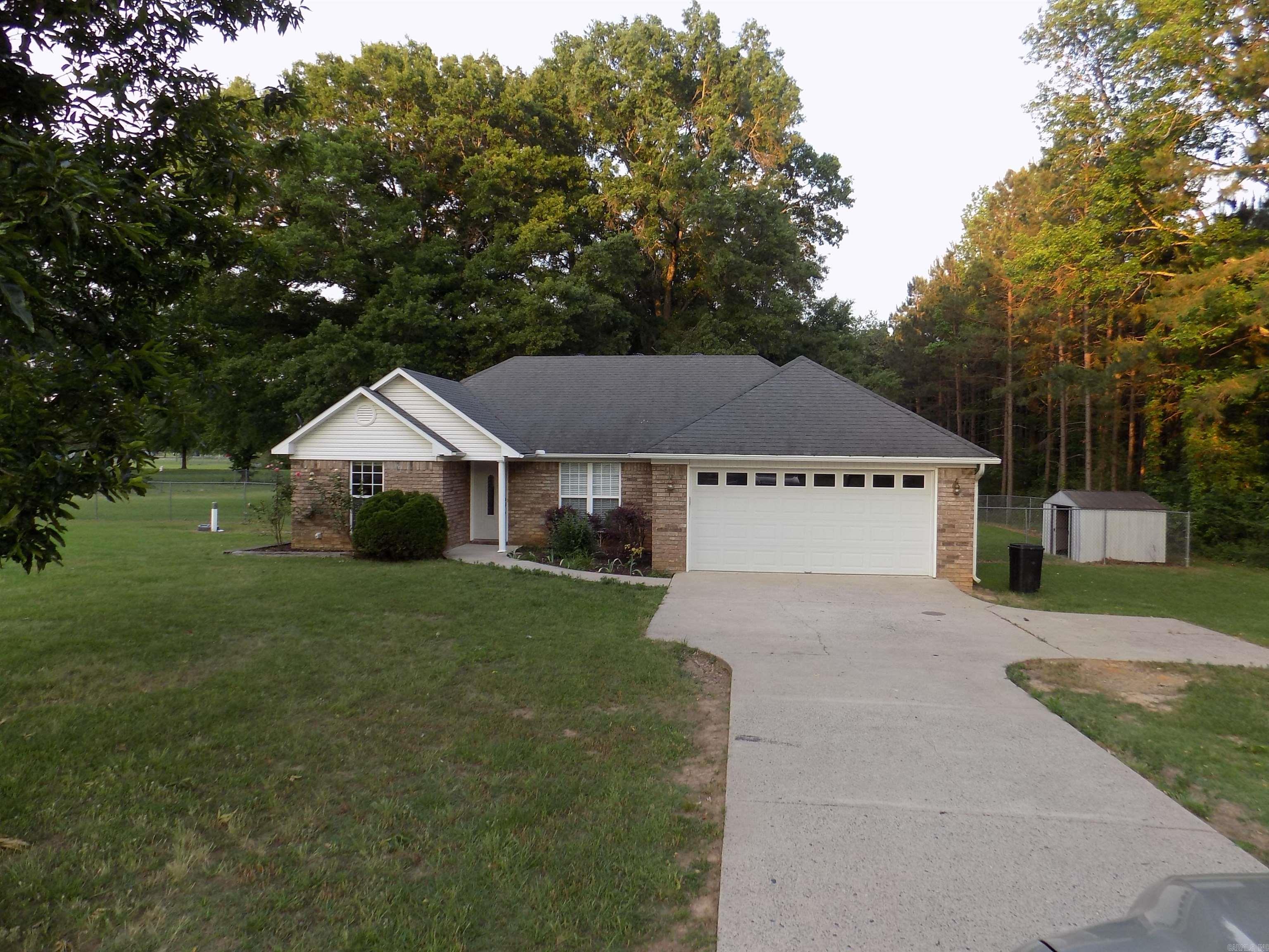 Skyline Drive - Residential Lease
