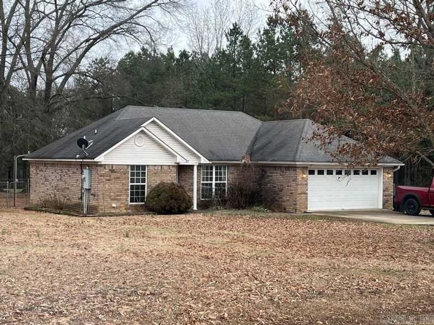 FOR RENT ONLY.  ONE YEAR CONTRACT OR LONGER, NO PETS. GOOD CREDIT REQUIRED.  $1,500.00 MONTHLY INCLUDES THE LAWN SERVICE.  $1,500.00 DEPOSIT. NO SIGH AND NO LOCK BOX THIS HOUSE HAS A LARGE YARD. BY APPOINTMENT ONLY 501-450-2835  THIS HOME HAS ALL NEW PAINT AND CLEANED BY PROS.