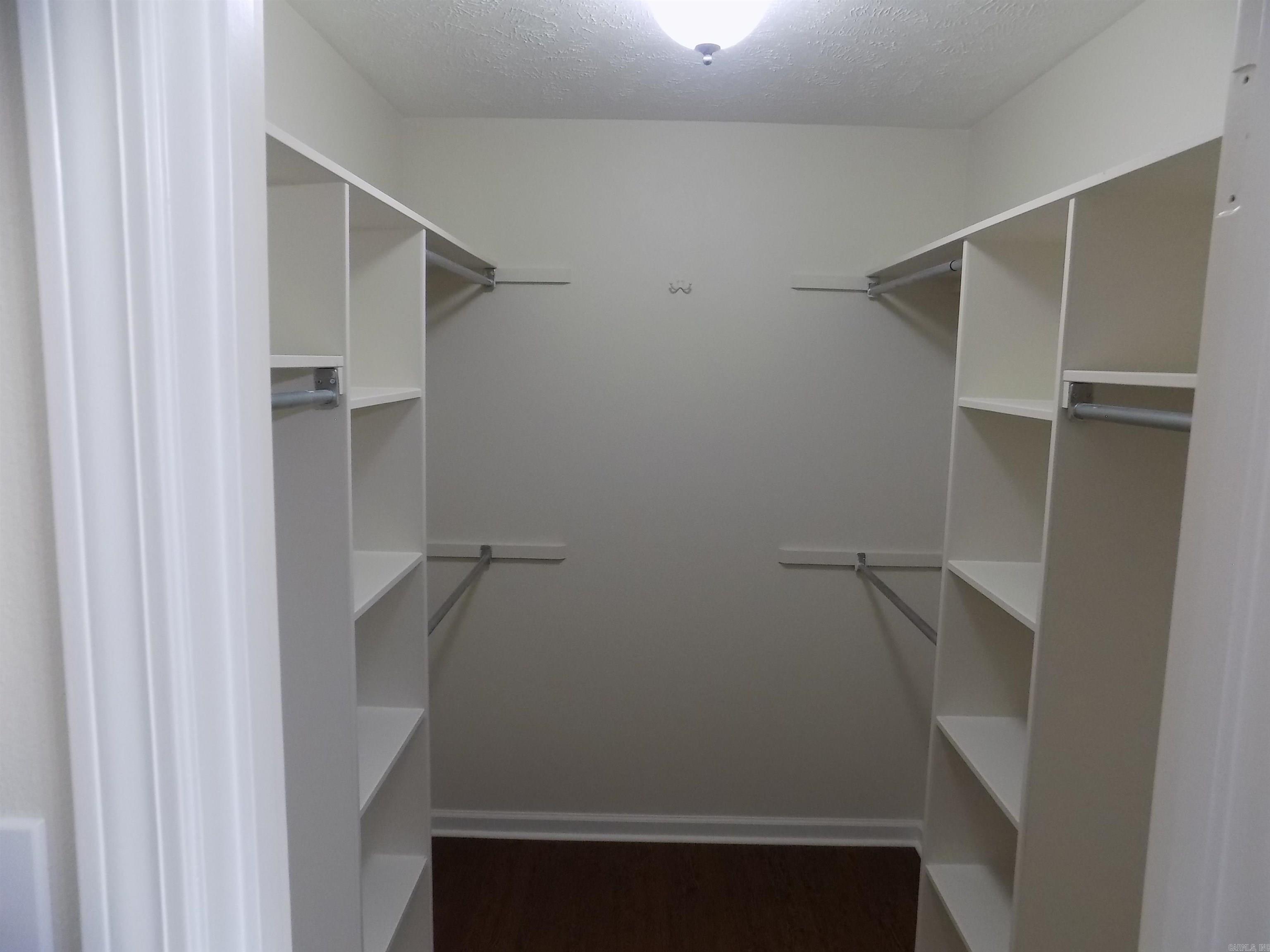 Skyline Drive - Residential Lease