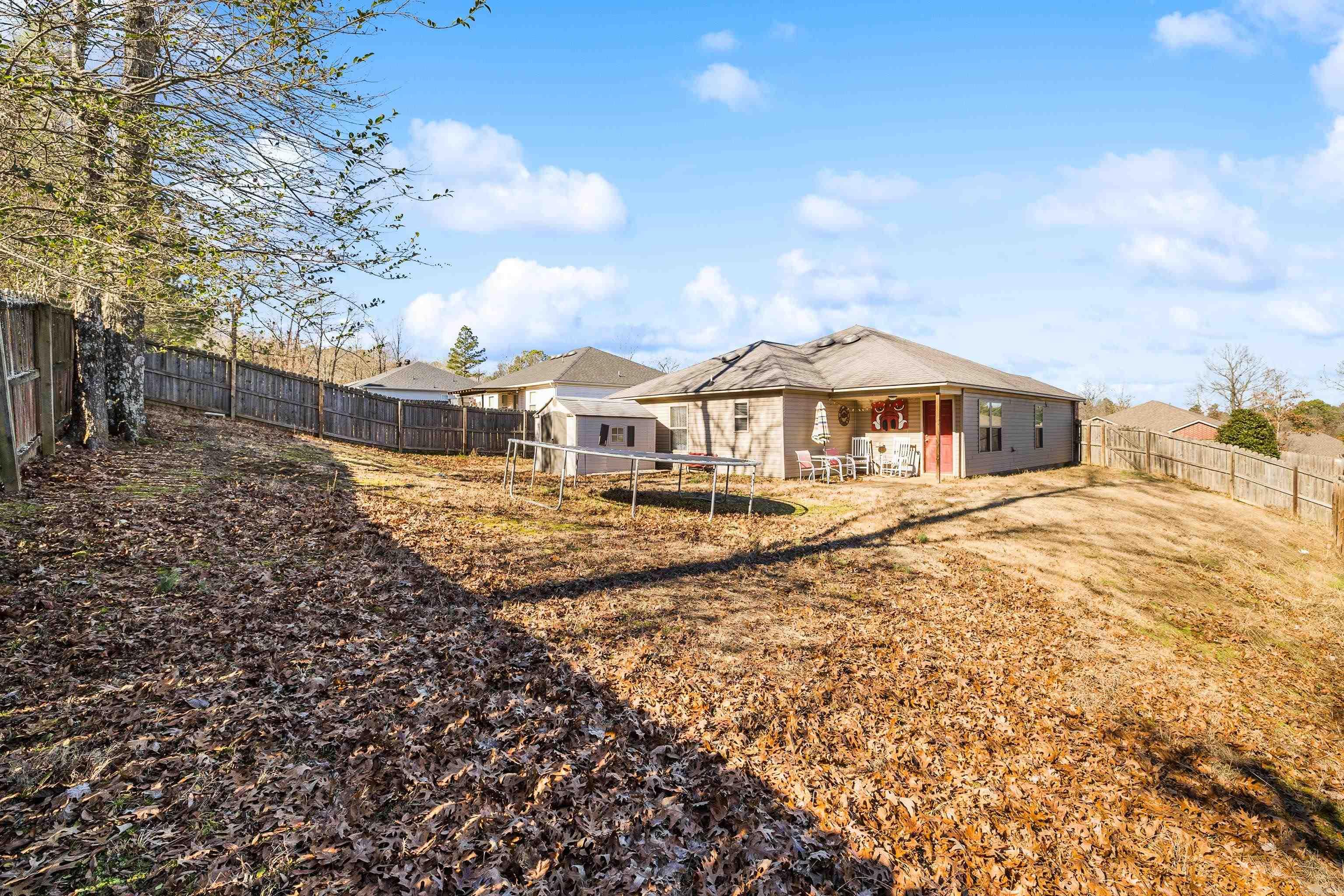 SILVER SPRINGS - Residential