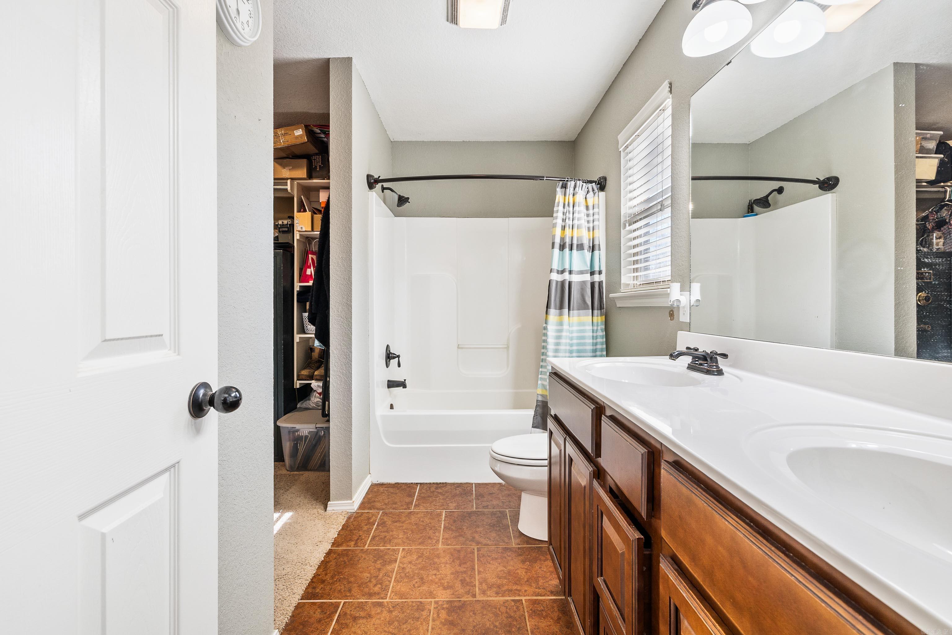 SILVER SPRINGS - Residential