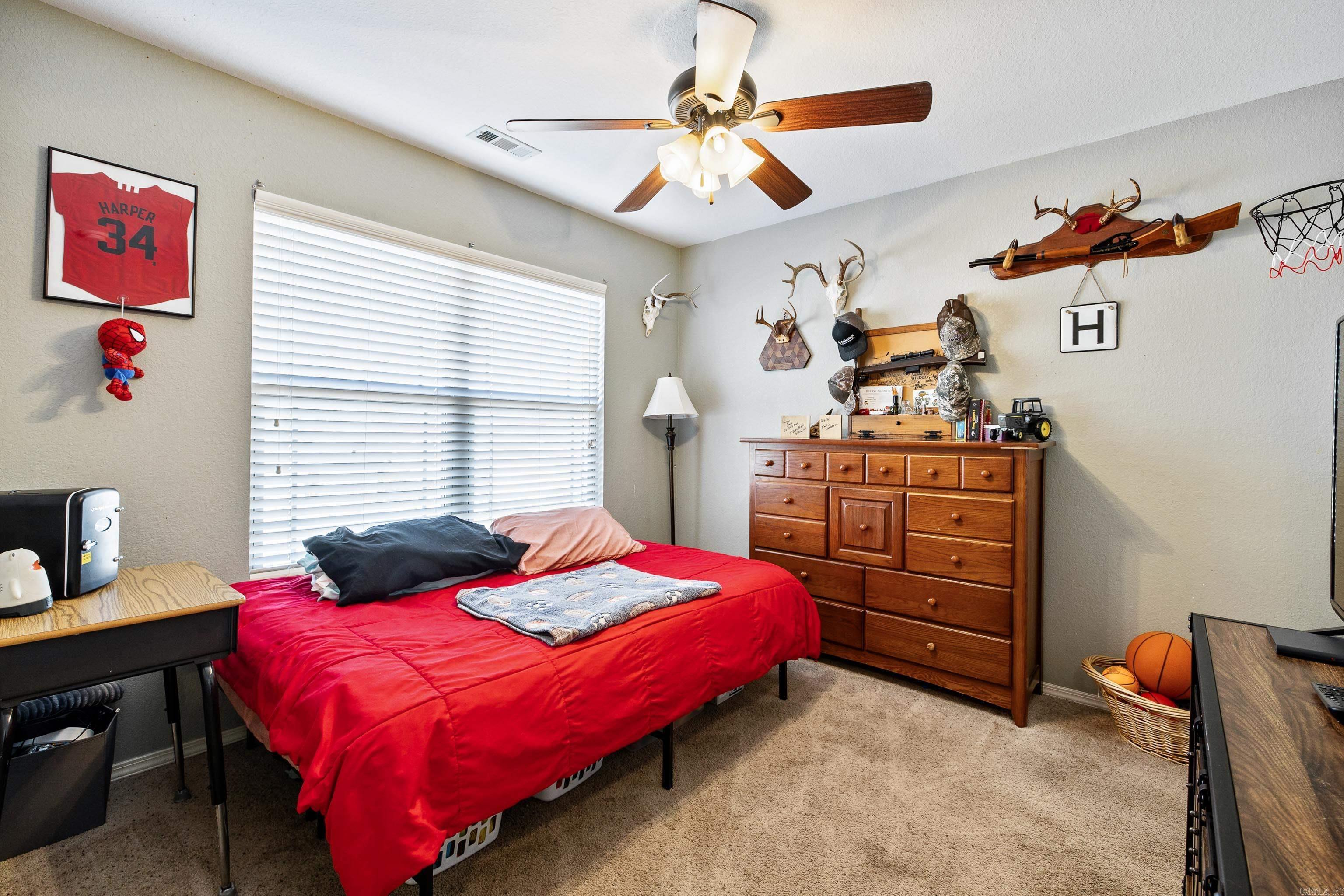 SILVER SPRINGS - Residential