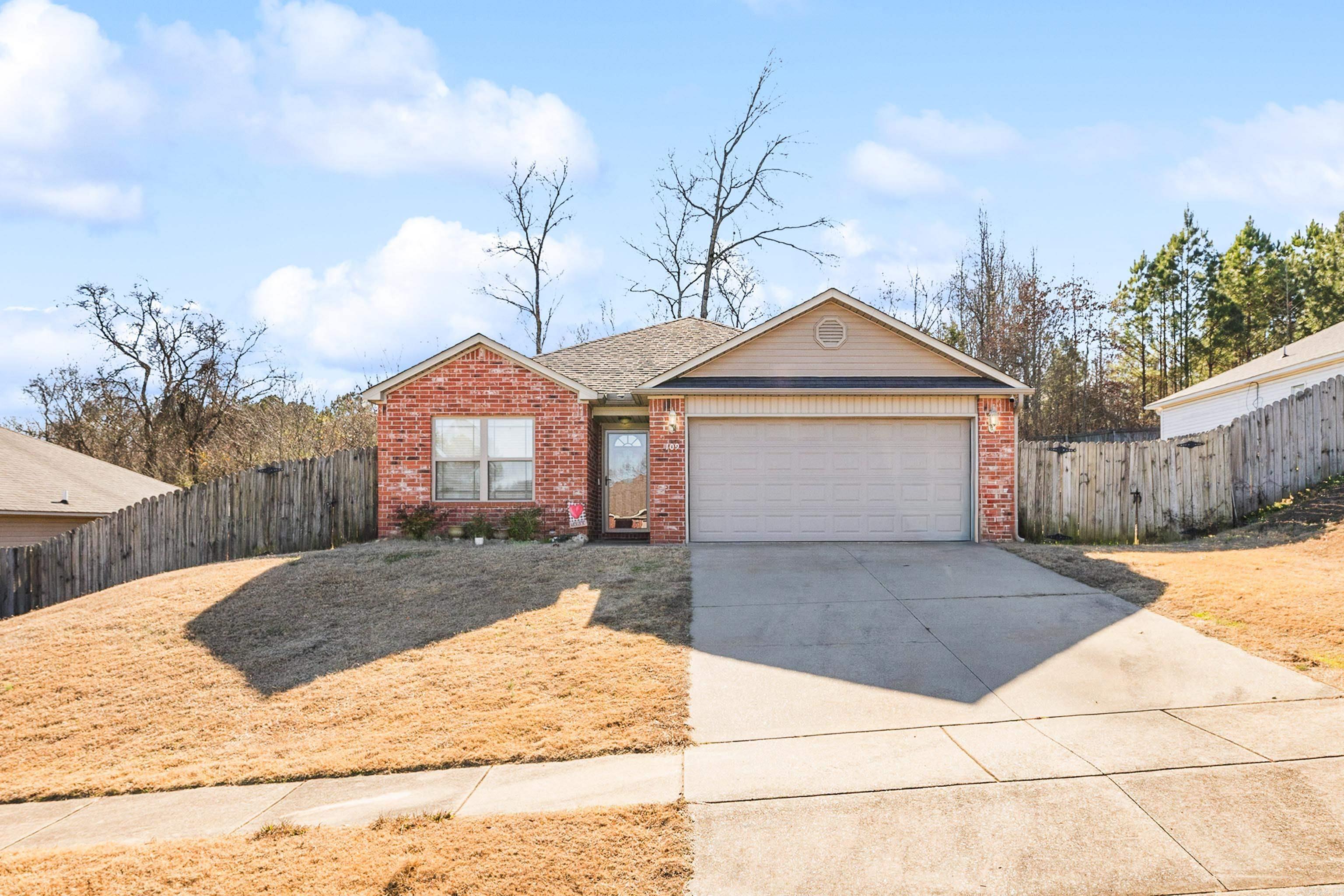 SILVER SPRINGS - Residential