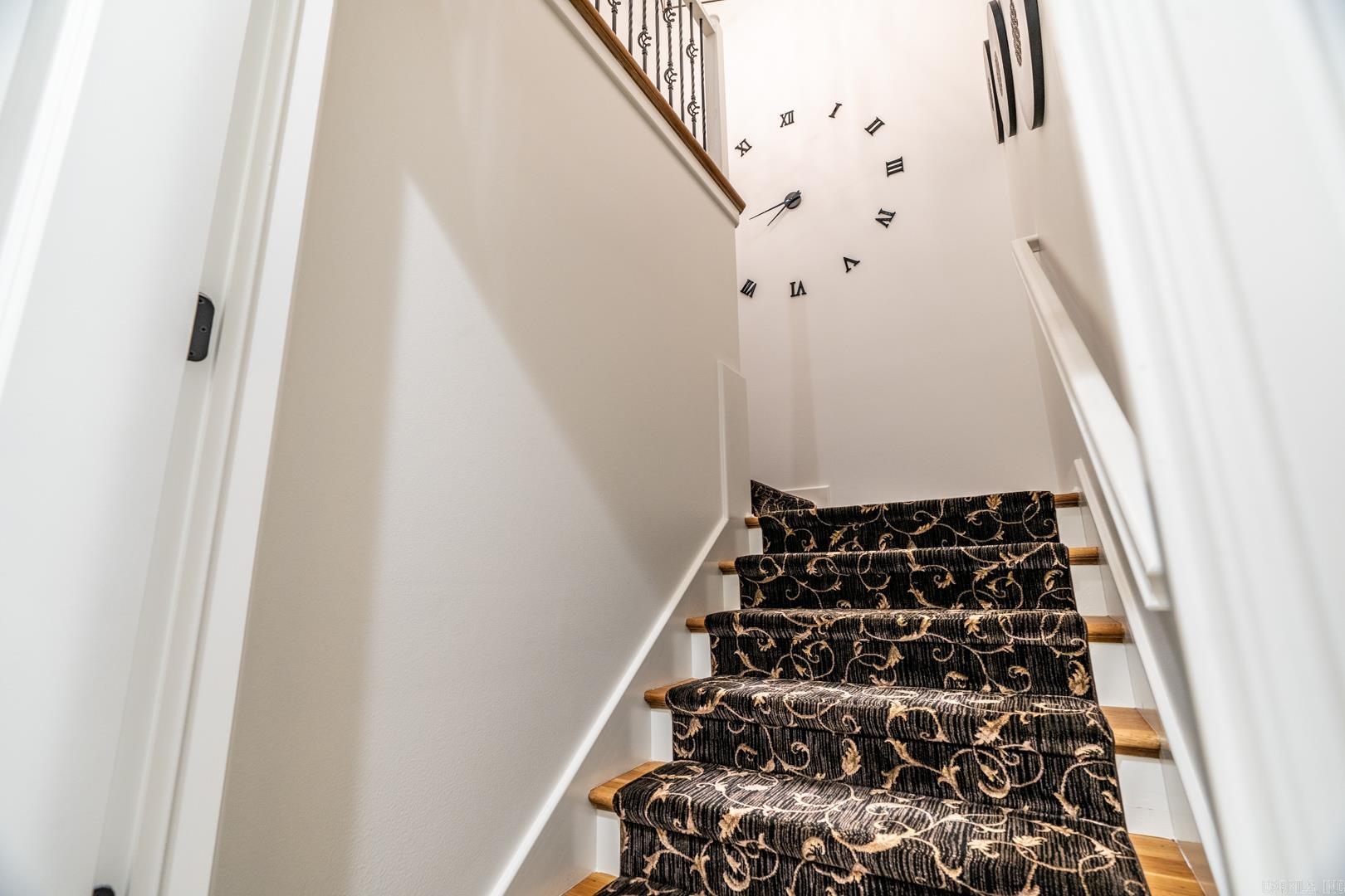 CHENAL VALLEY HALLEN COURT - Residential