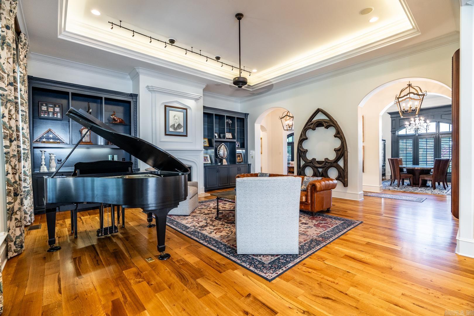 CHENAL VALLEY HALLEN COURT - Residential