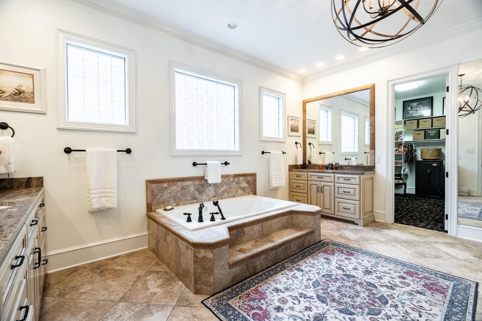 CHENAL VALLEY HALLEN COURT - Residential