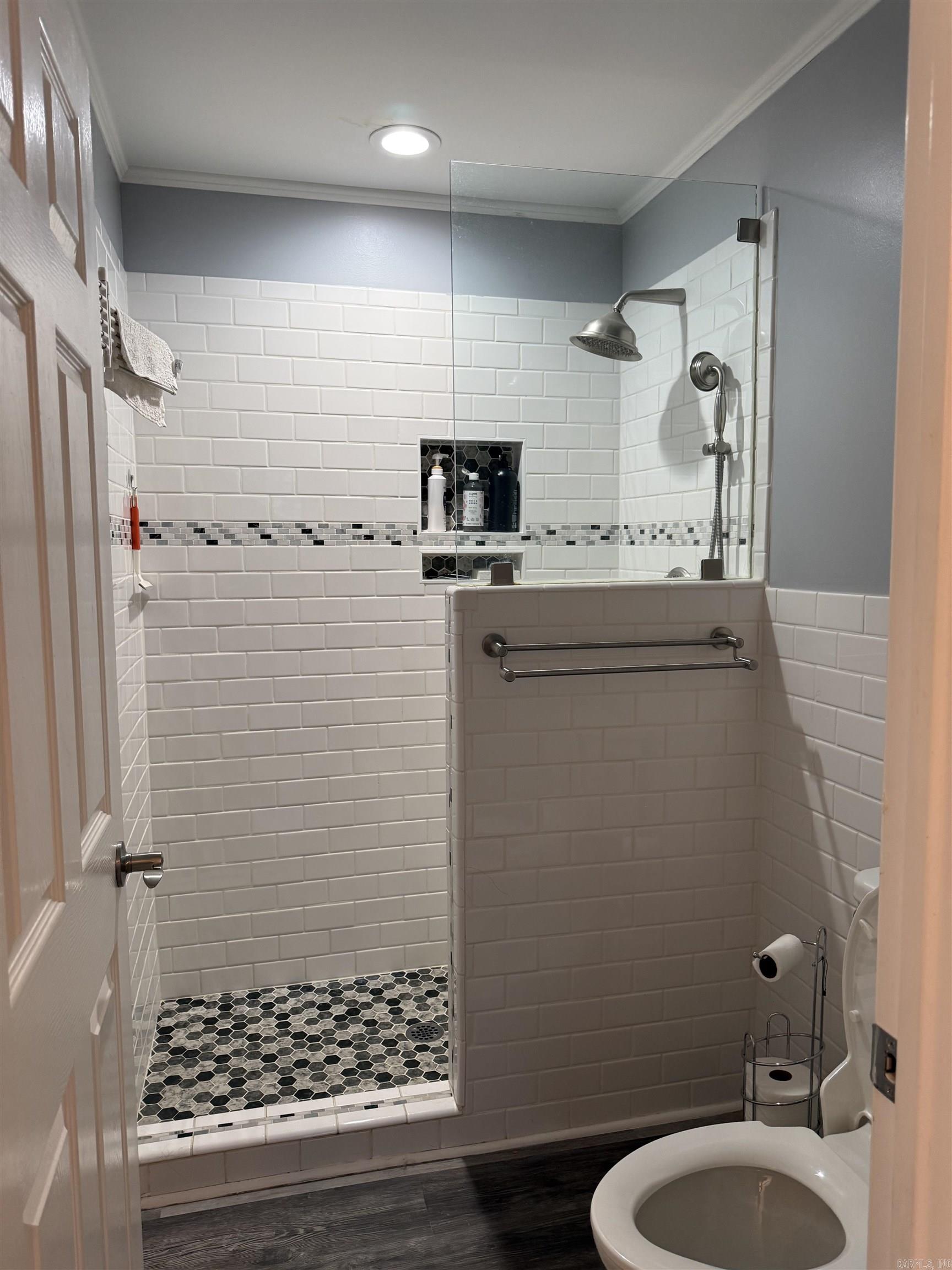 SHEFFIELD COVE - Residential