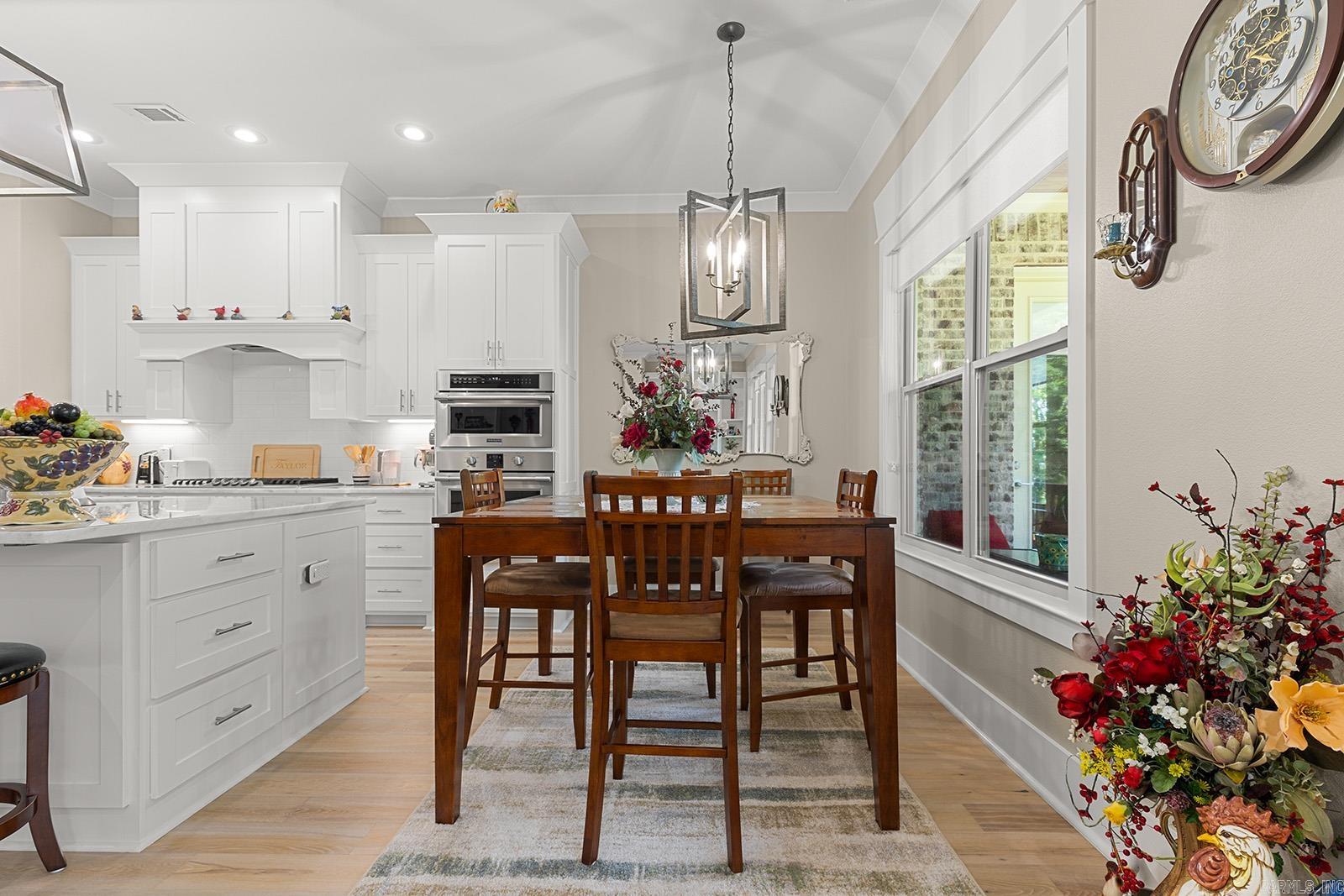 CHENAL VALLEY EPERNAY PLACE - Residential