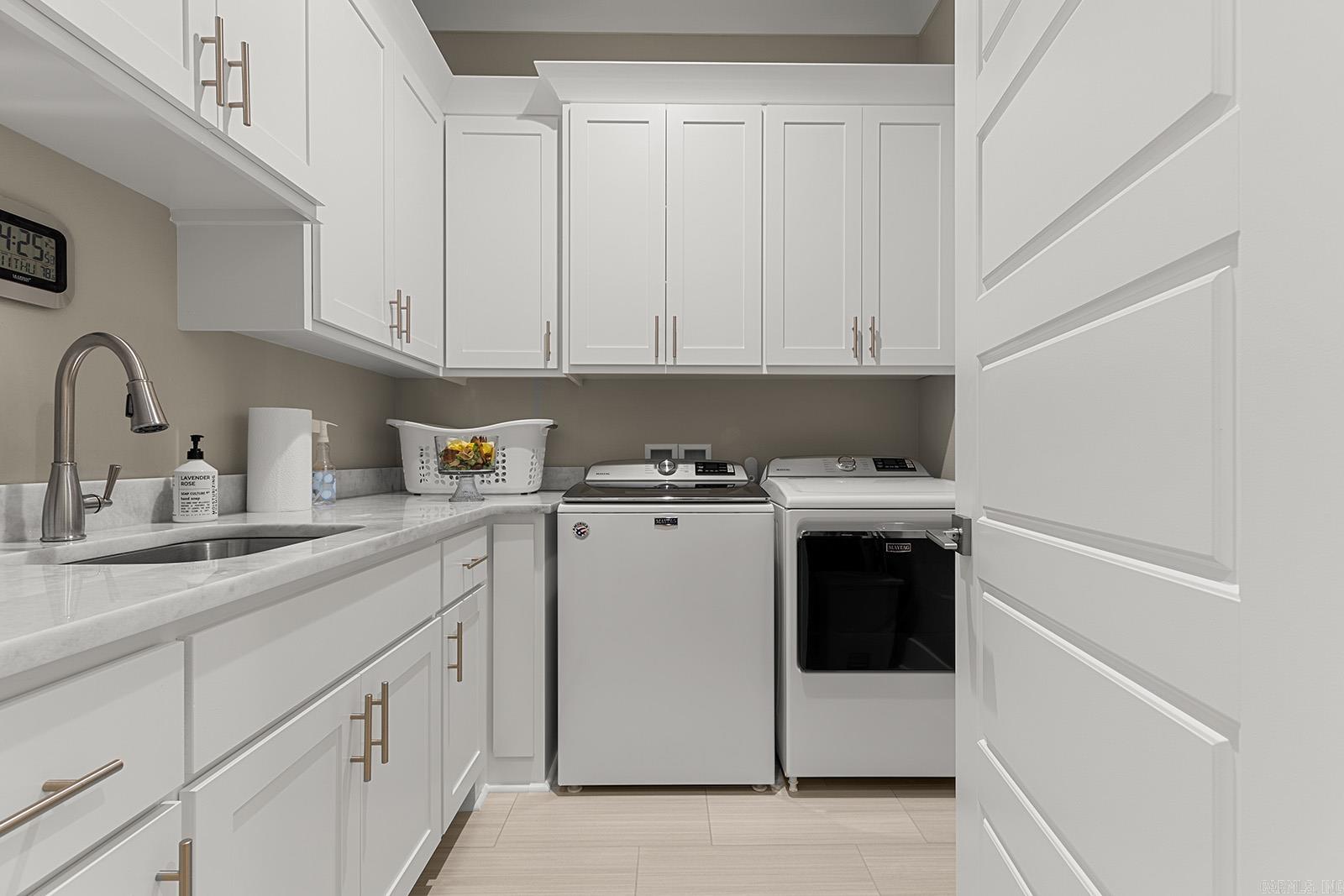 CHENAL VALLEY EPERNAY PLACE - Residential