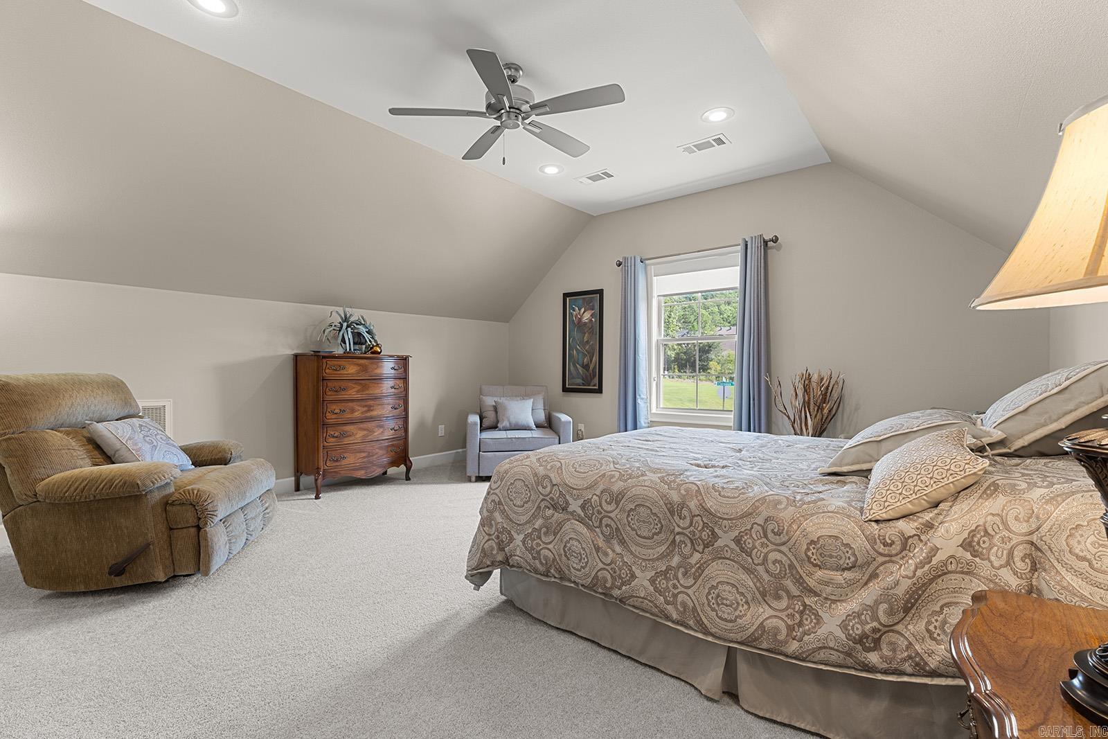 CHENAL VALLEY EPERNAY PLACE - Residential