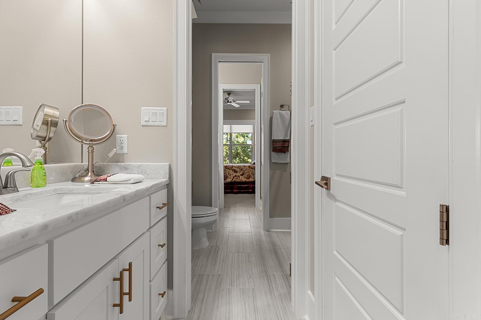 CHENAL VALLEY EPERNAY PLACE - Residential