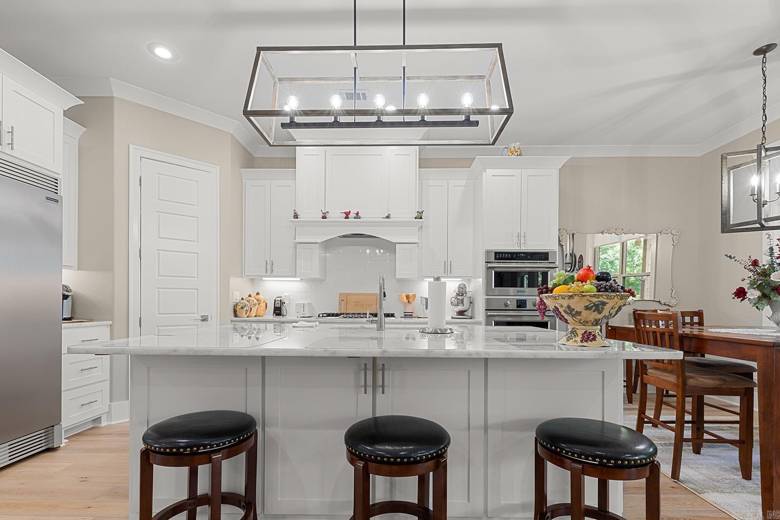 CHENAL VALLEY EPERNAY PLACE - Residential