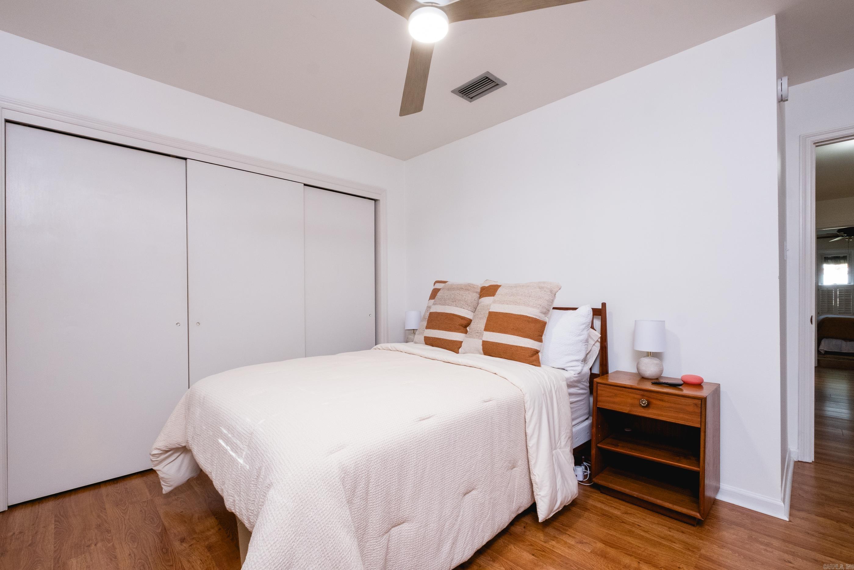 STURBRIDGE - Residential