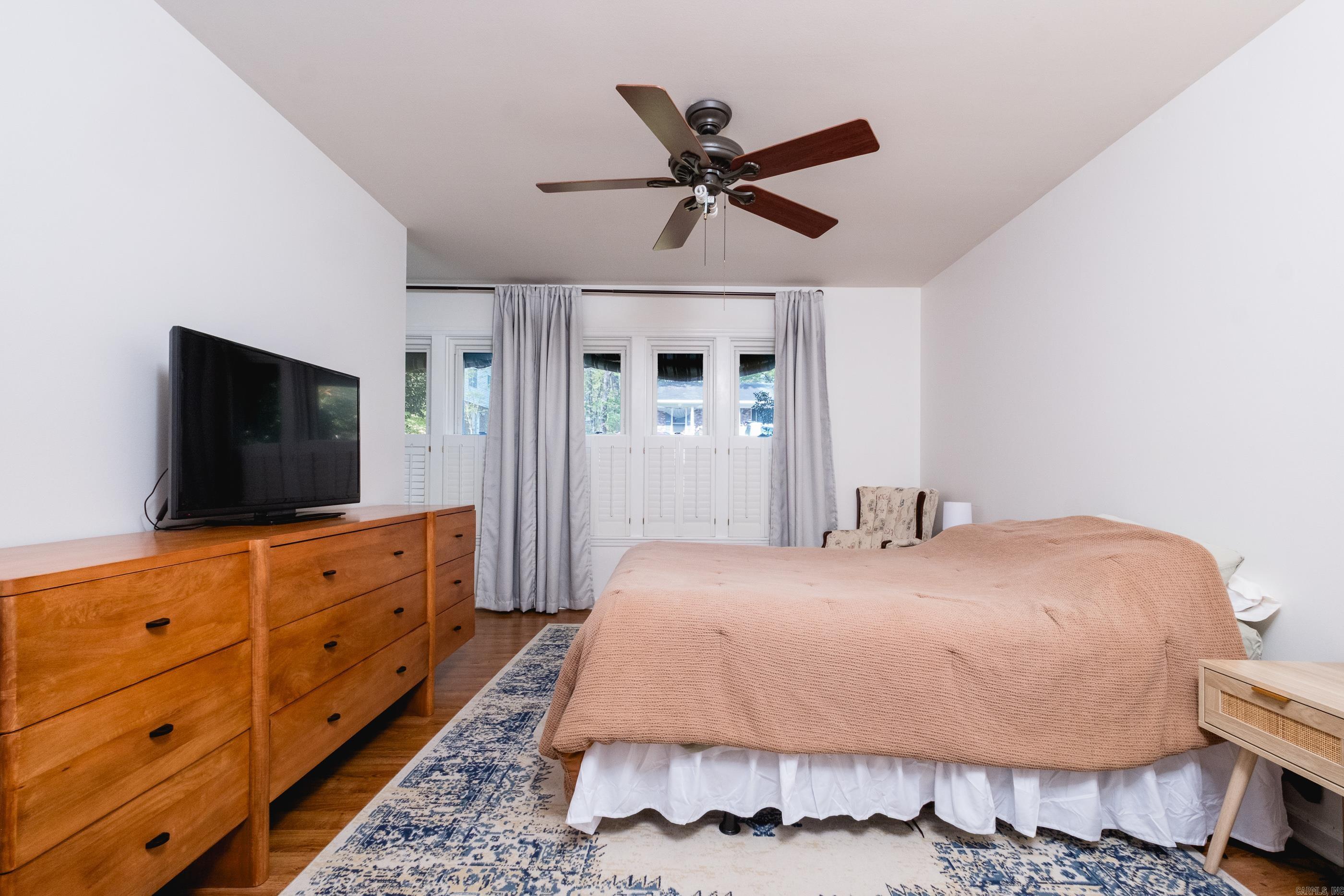 STURBRIDGE - Residential