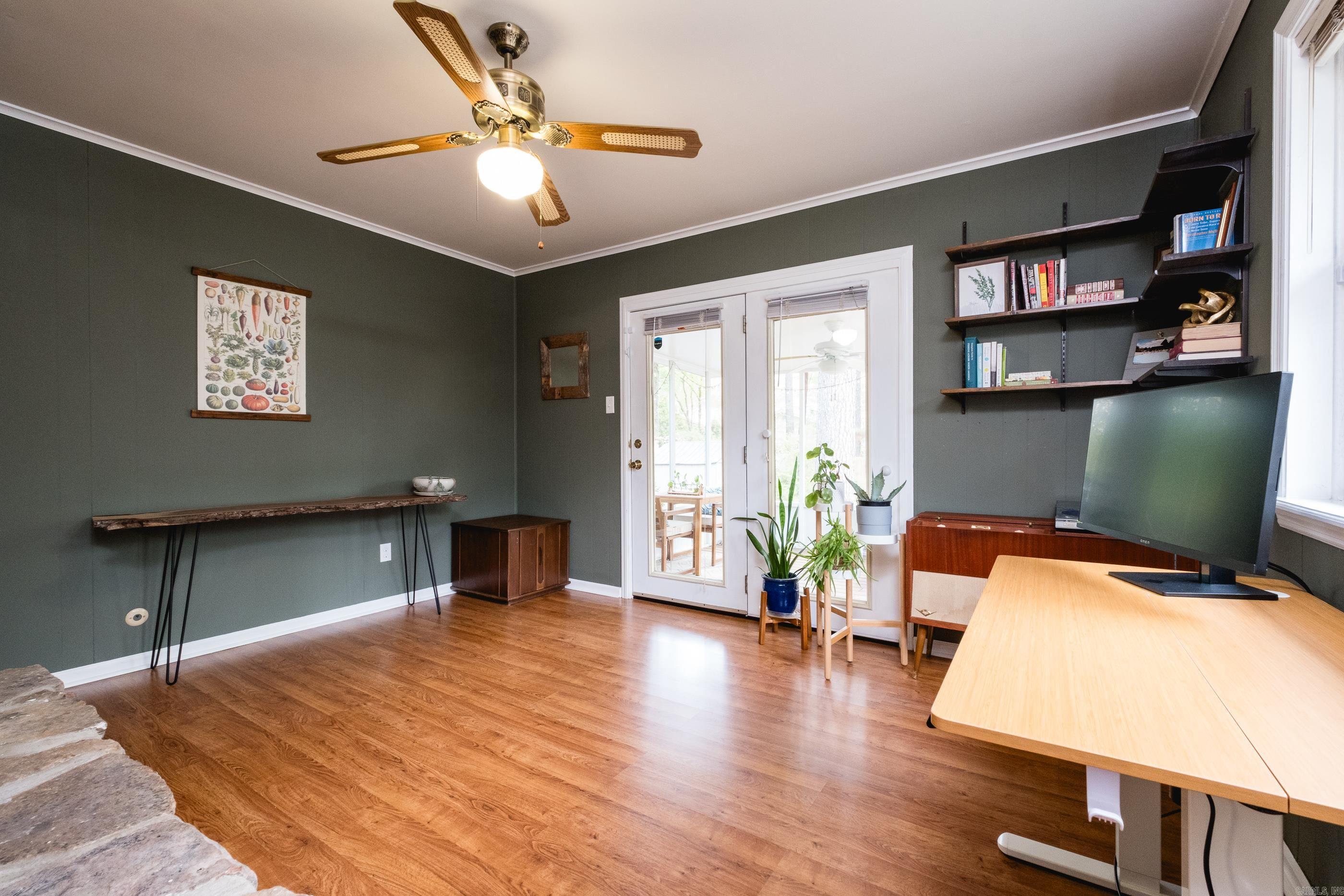 STURBRIDGE - Residential