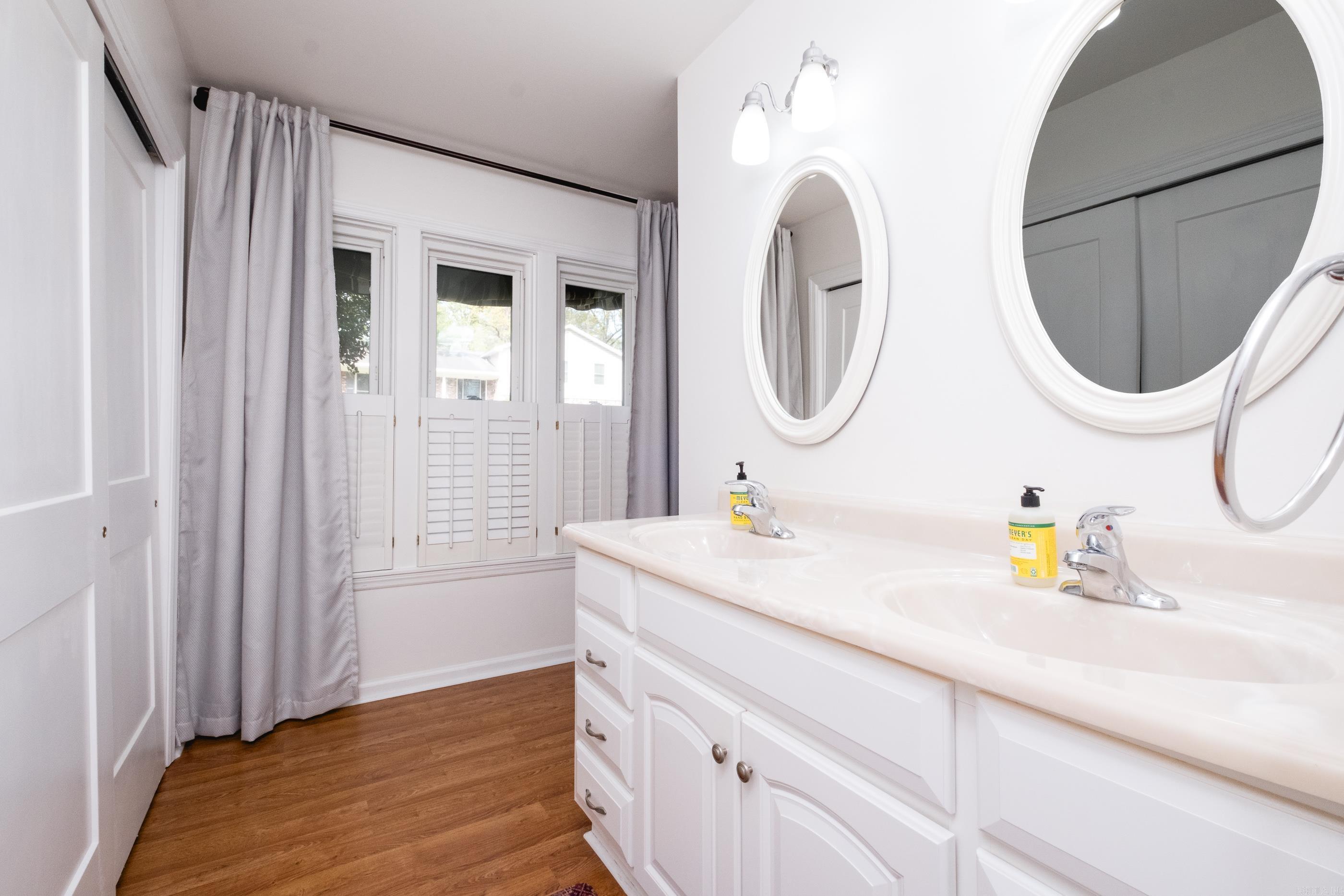 STURBRIDGE - Residential