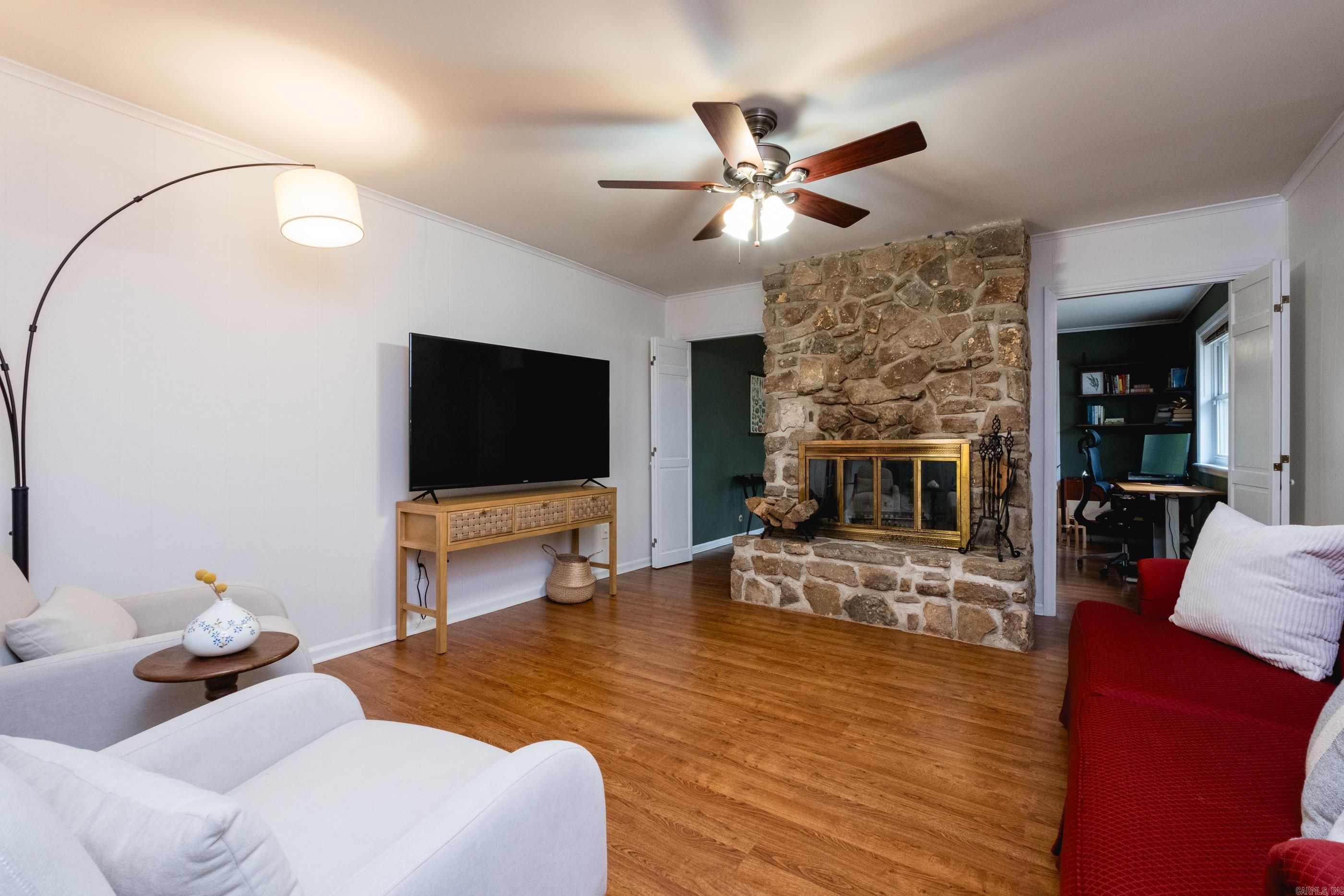 STURBRIDGE - Residential