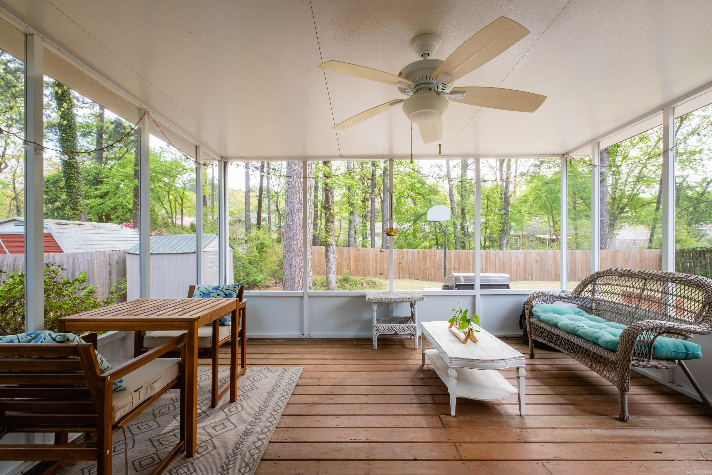 STURBRIDGE - Residential