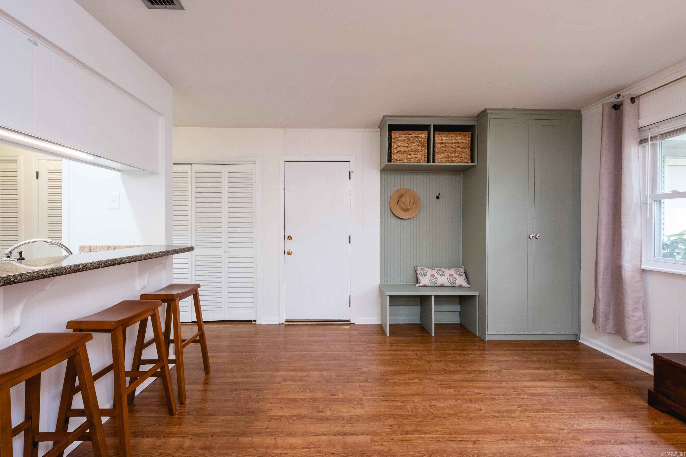 STURBRIDGE - Residential