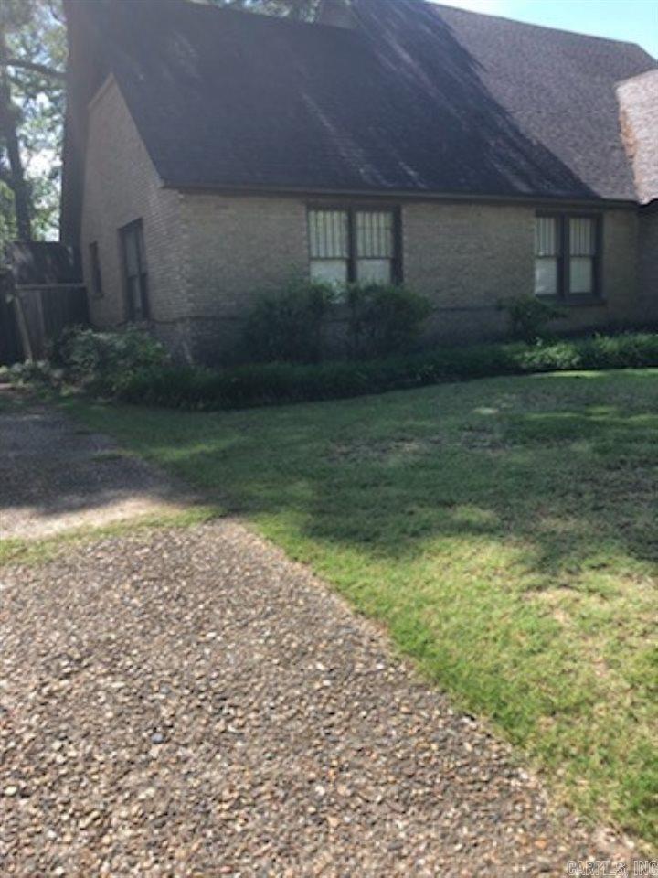 Austin & Taylor - Residential Lease