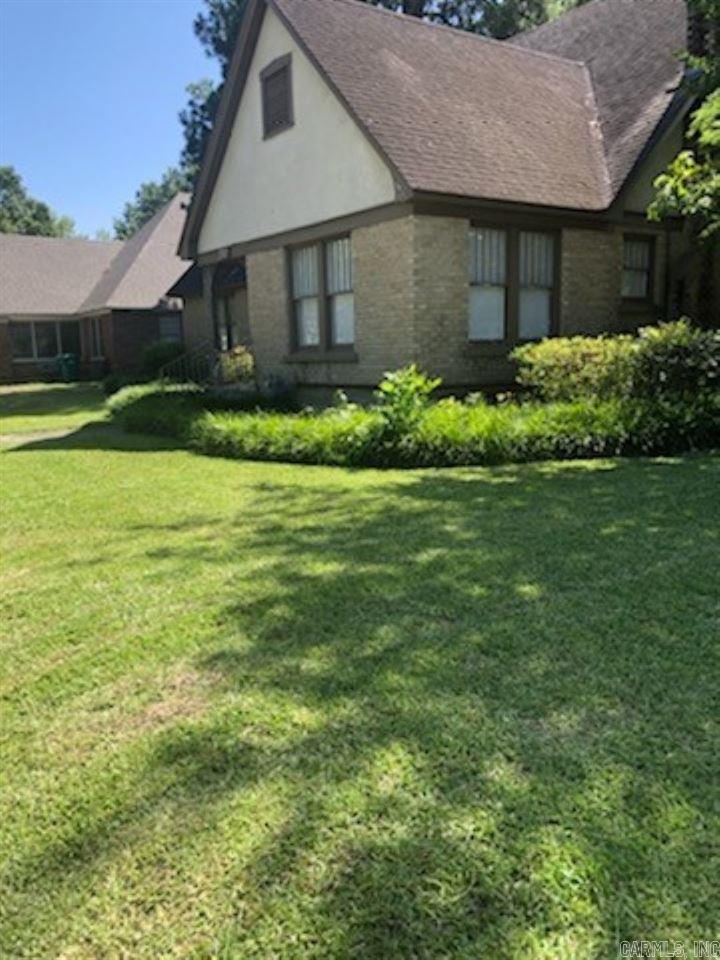 Austin & Taylor - Residential Lease