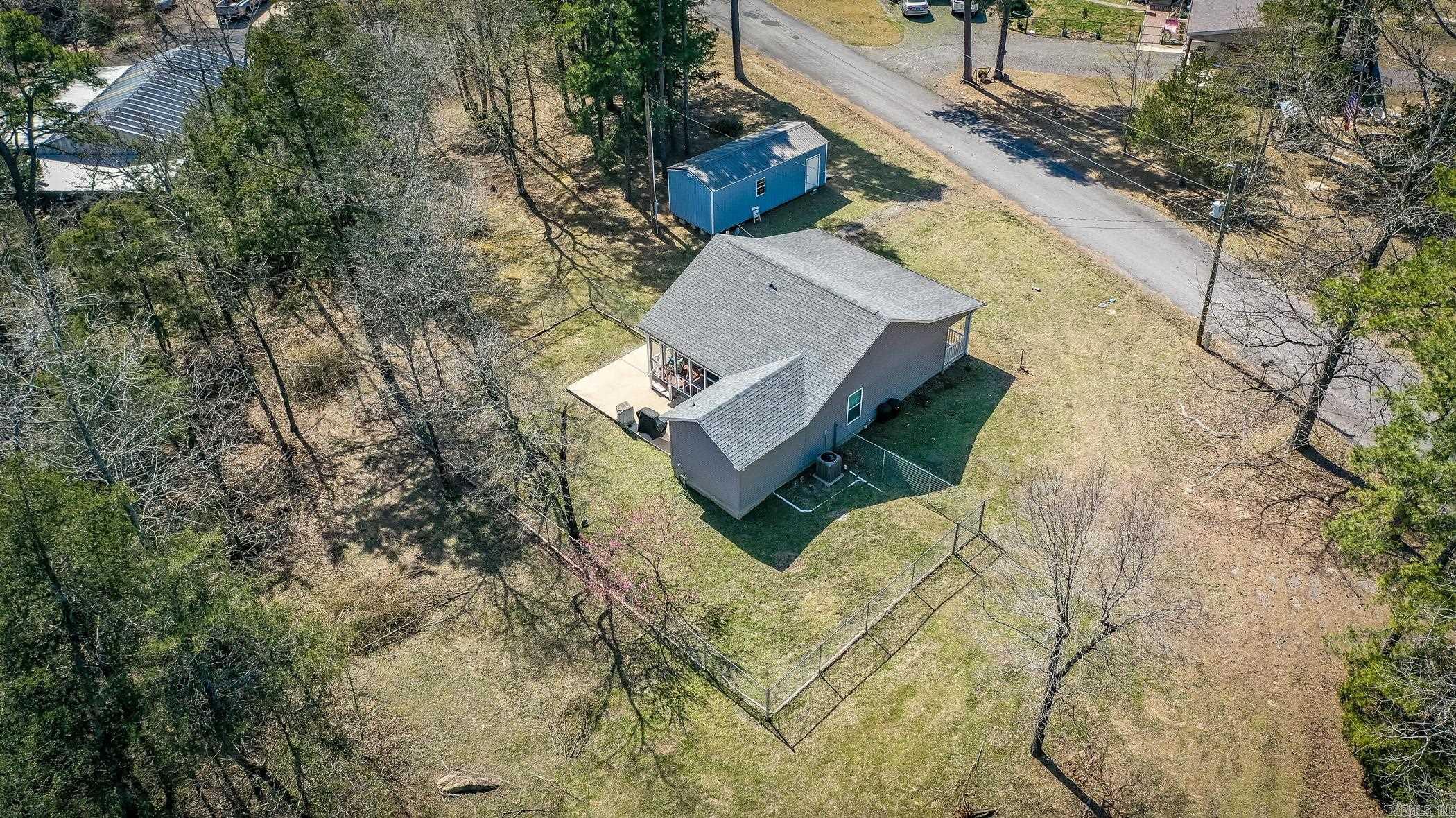 THARPS WHISPERING PINES - Residential