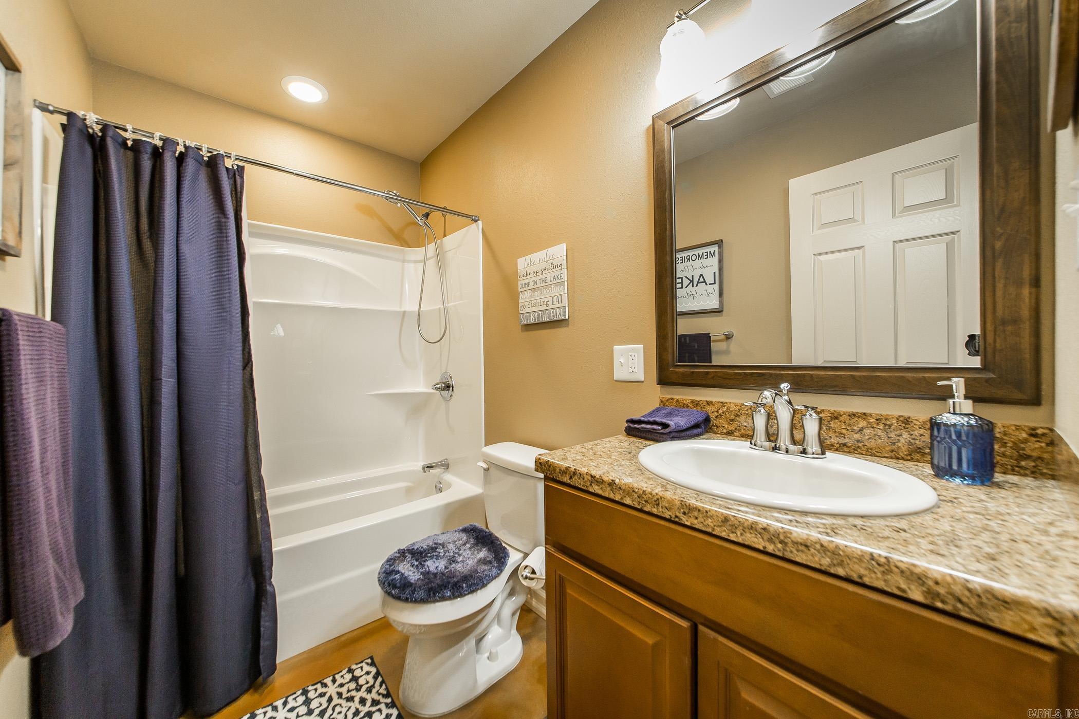 THARPS WHISPERING PINES - Residential