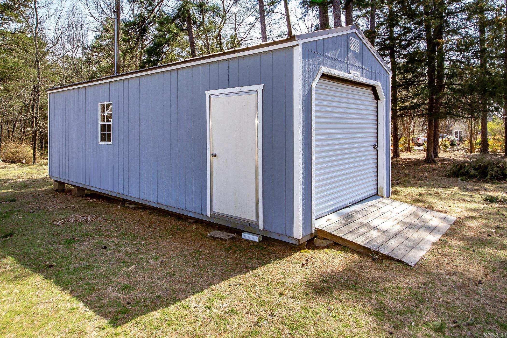 THARPS WHISPERING PINES - Residential