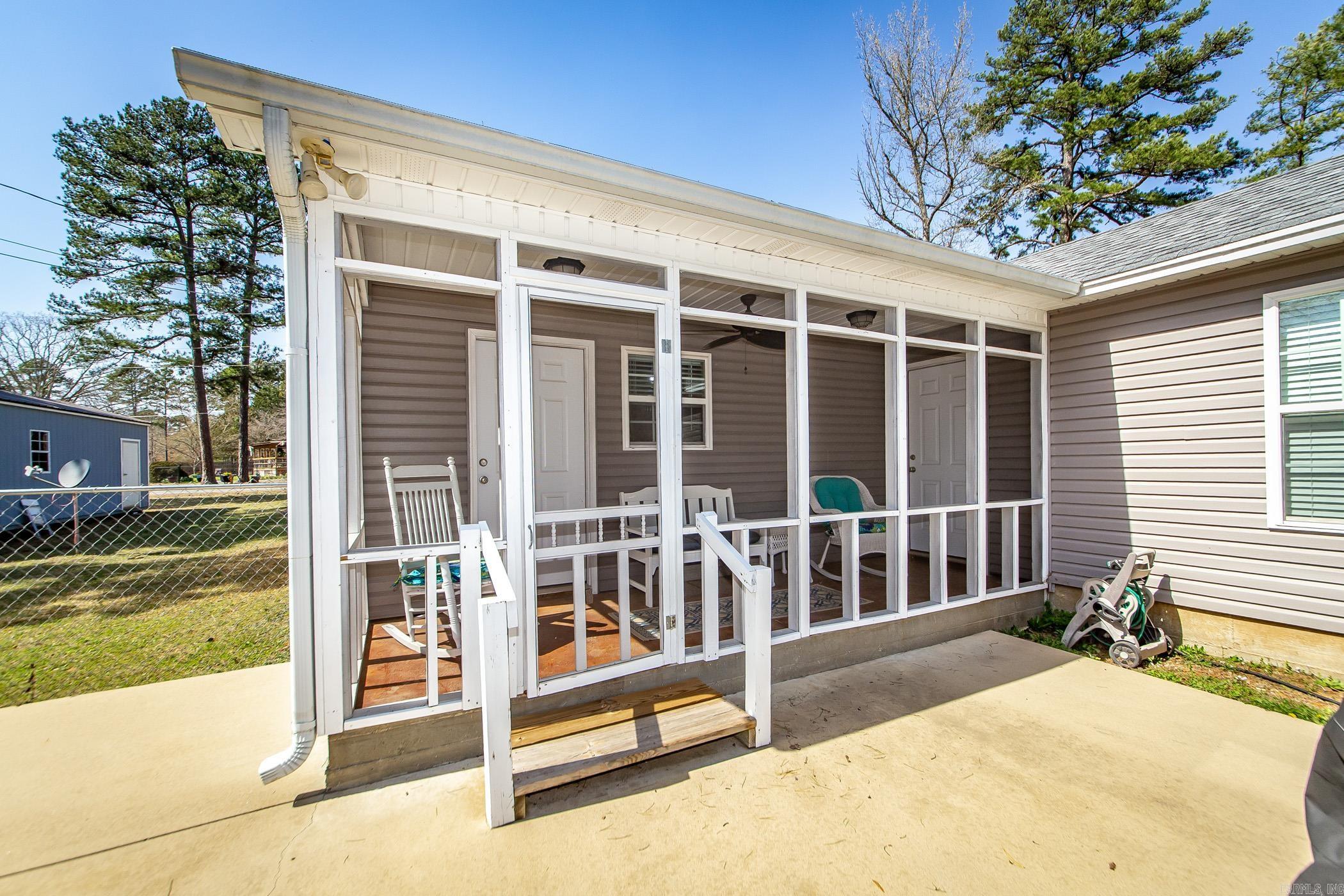 THARPS WHISPERING PINES - Residential