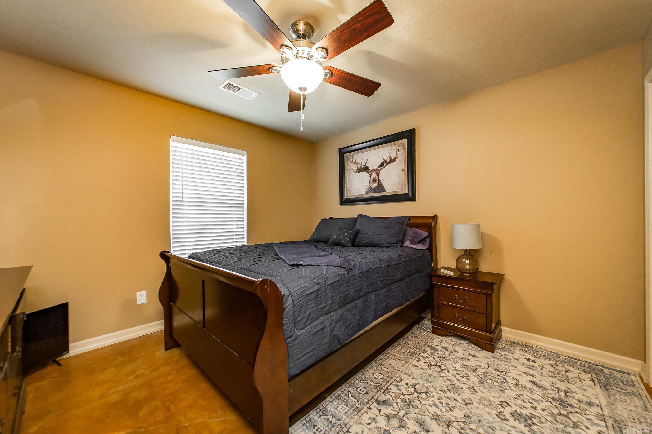 THARPS WHISPERING PINES - Residential