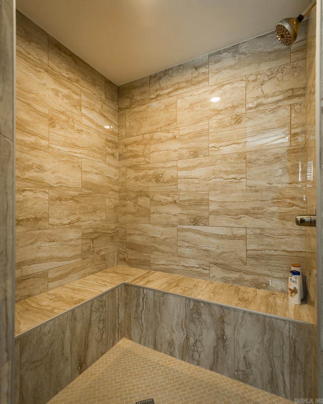 THARPS WHISPERING PINES - Residential