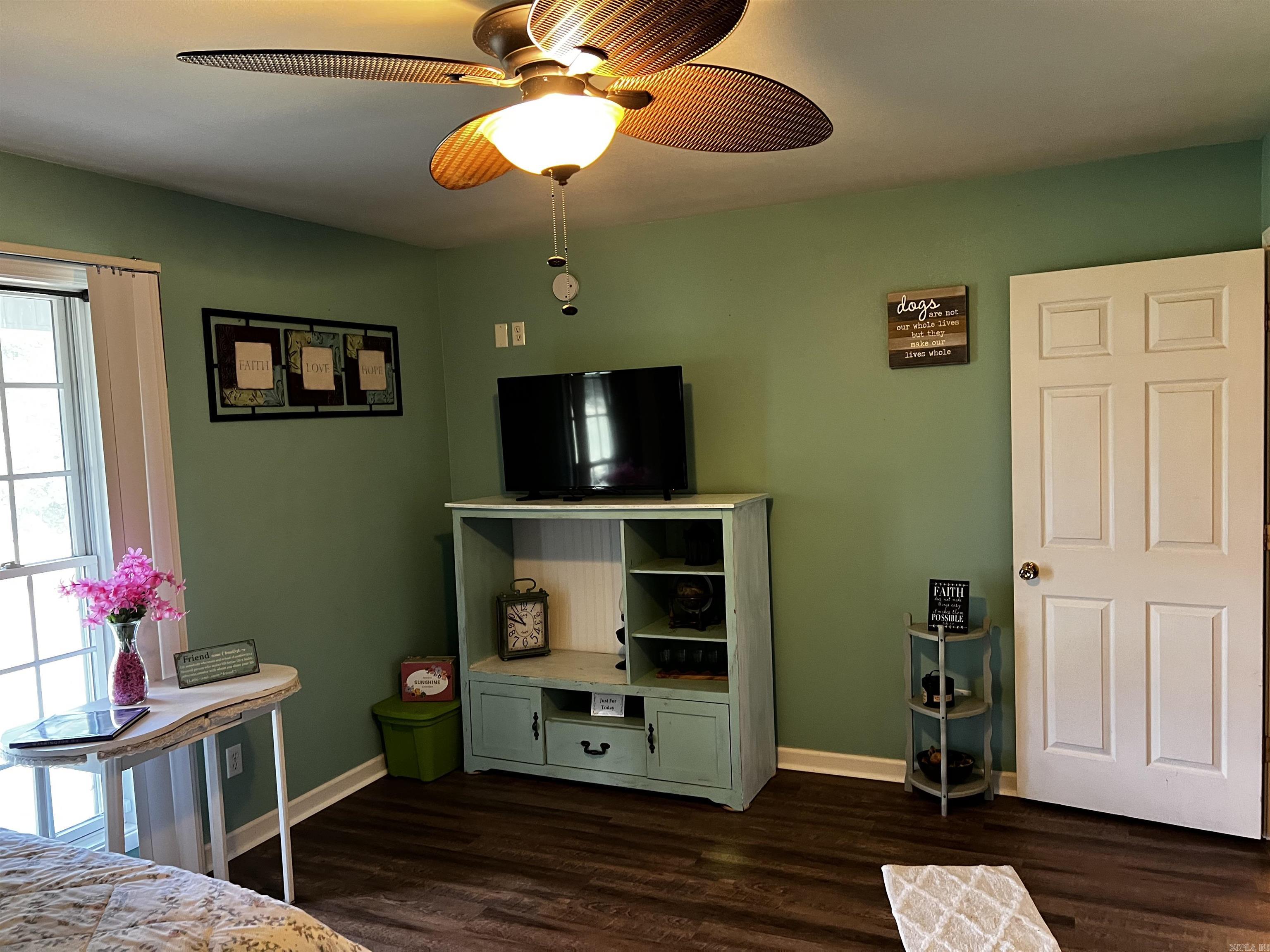 MEADOWVIEW - Residential