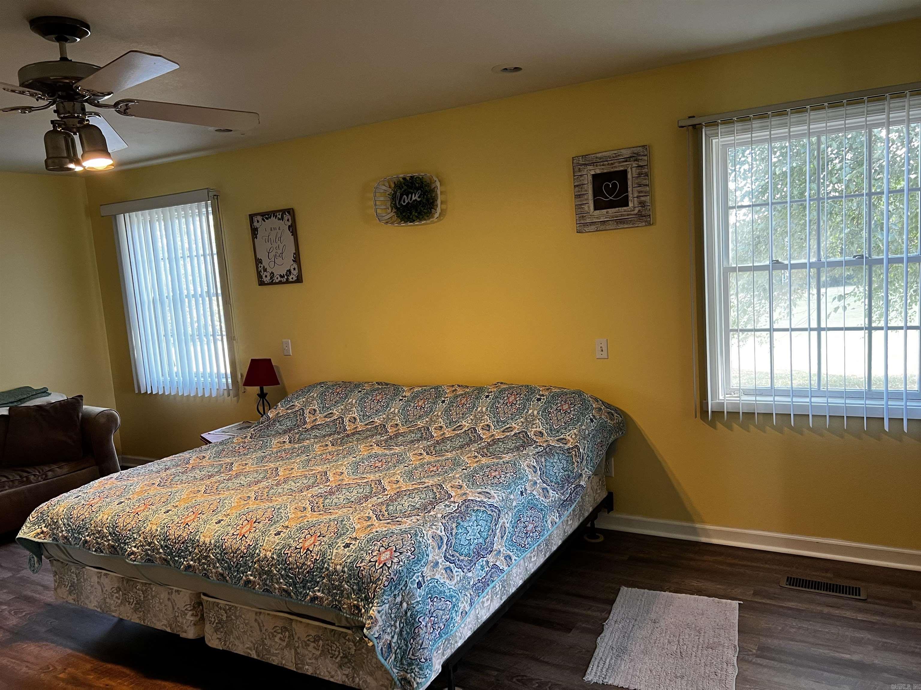 MEADOWVIEW - Residential