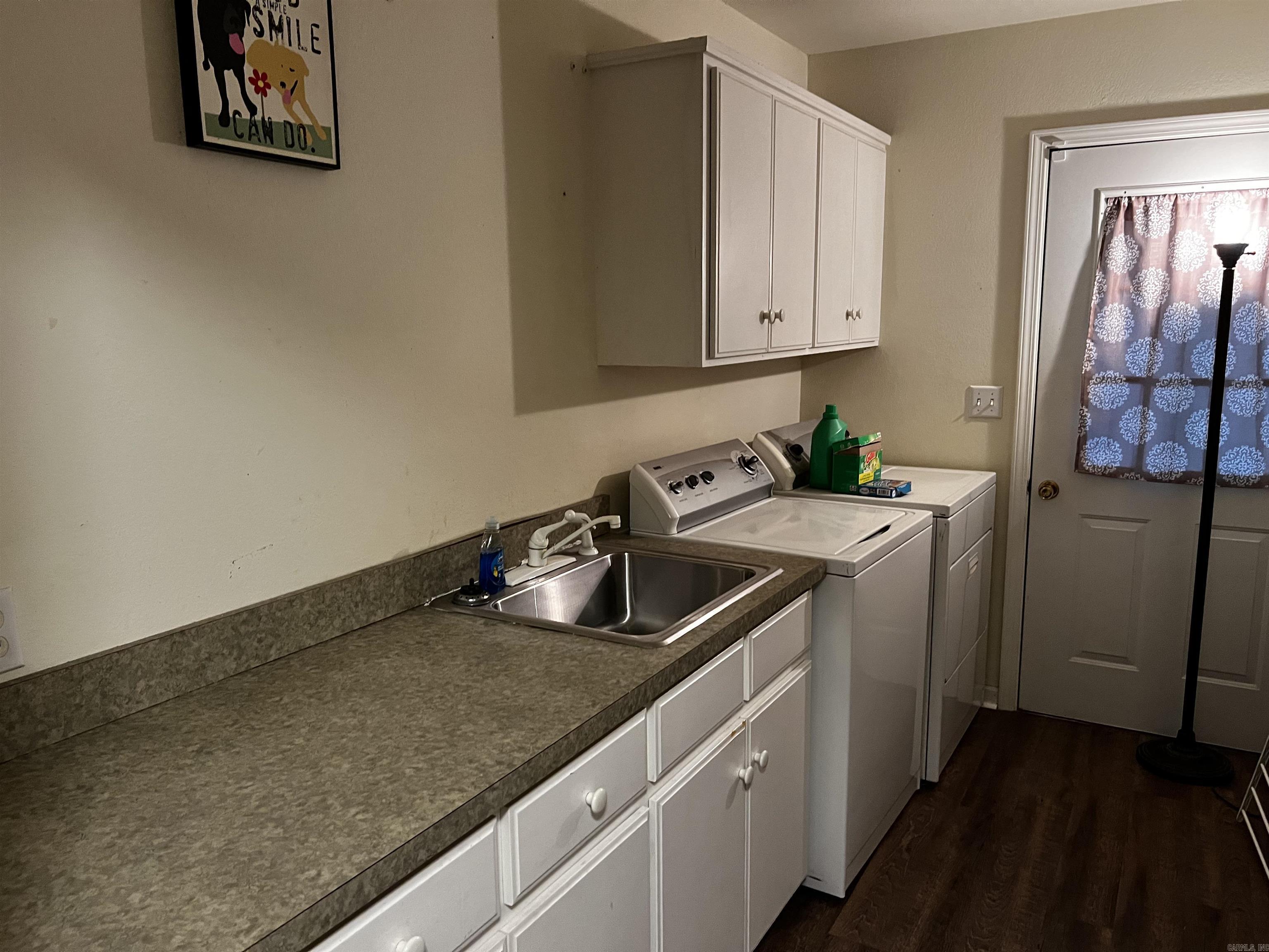 MEADOWVIEW - Residential