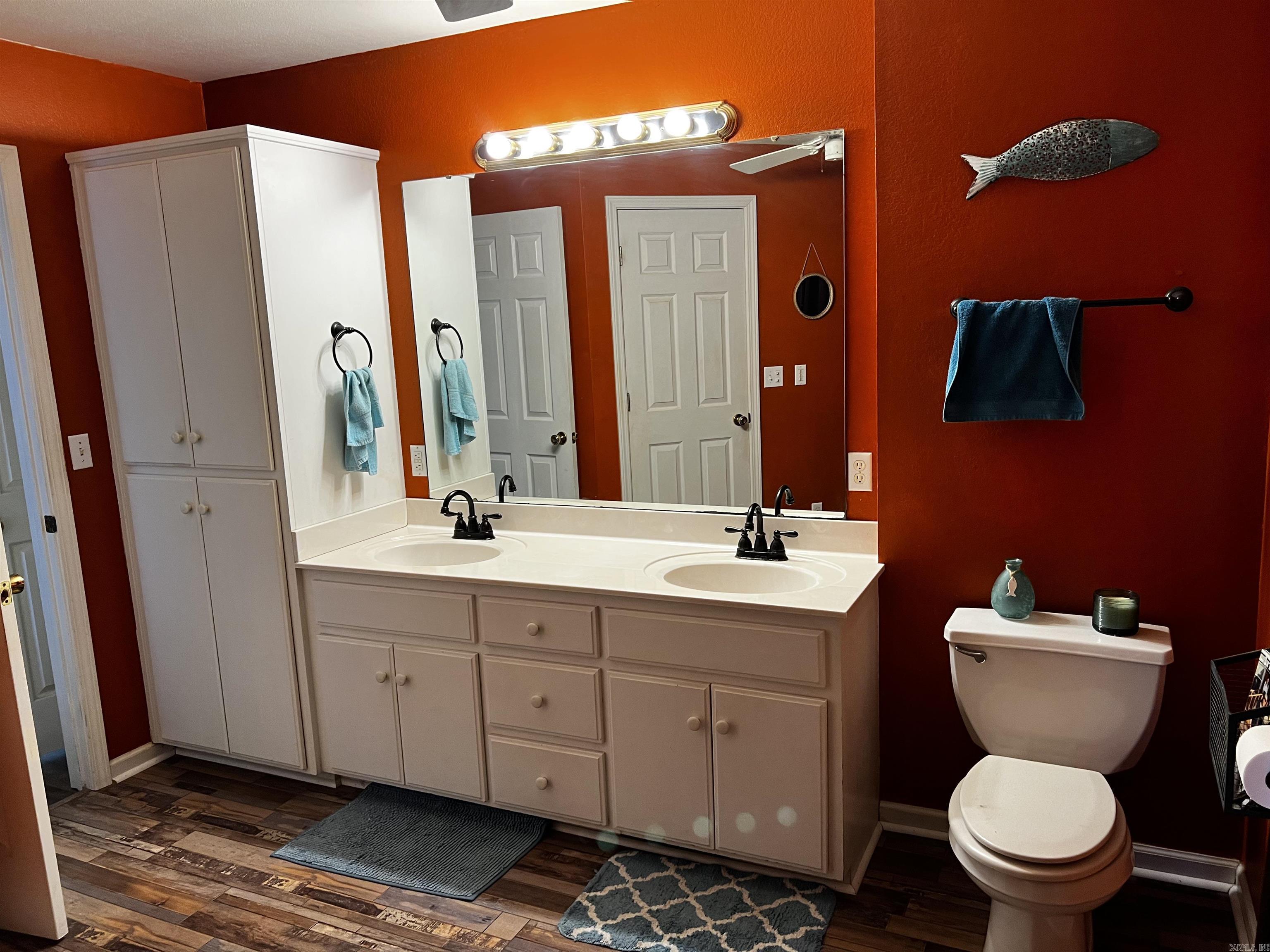 MEADOWVIEW - Residential