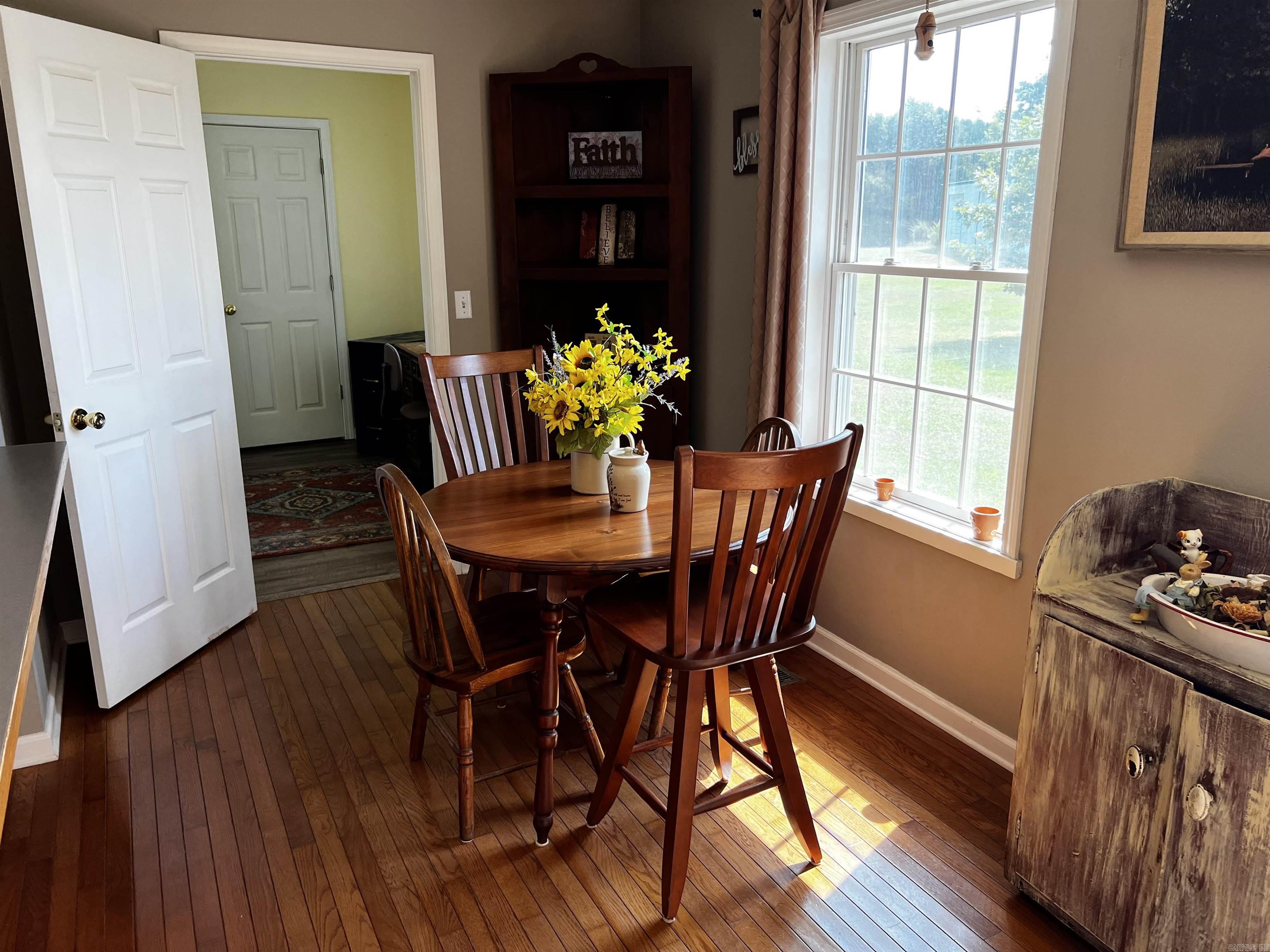 MEADOWVIEW - Residential