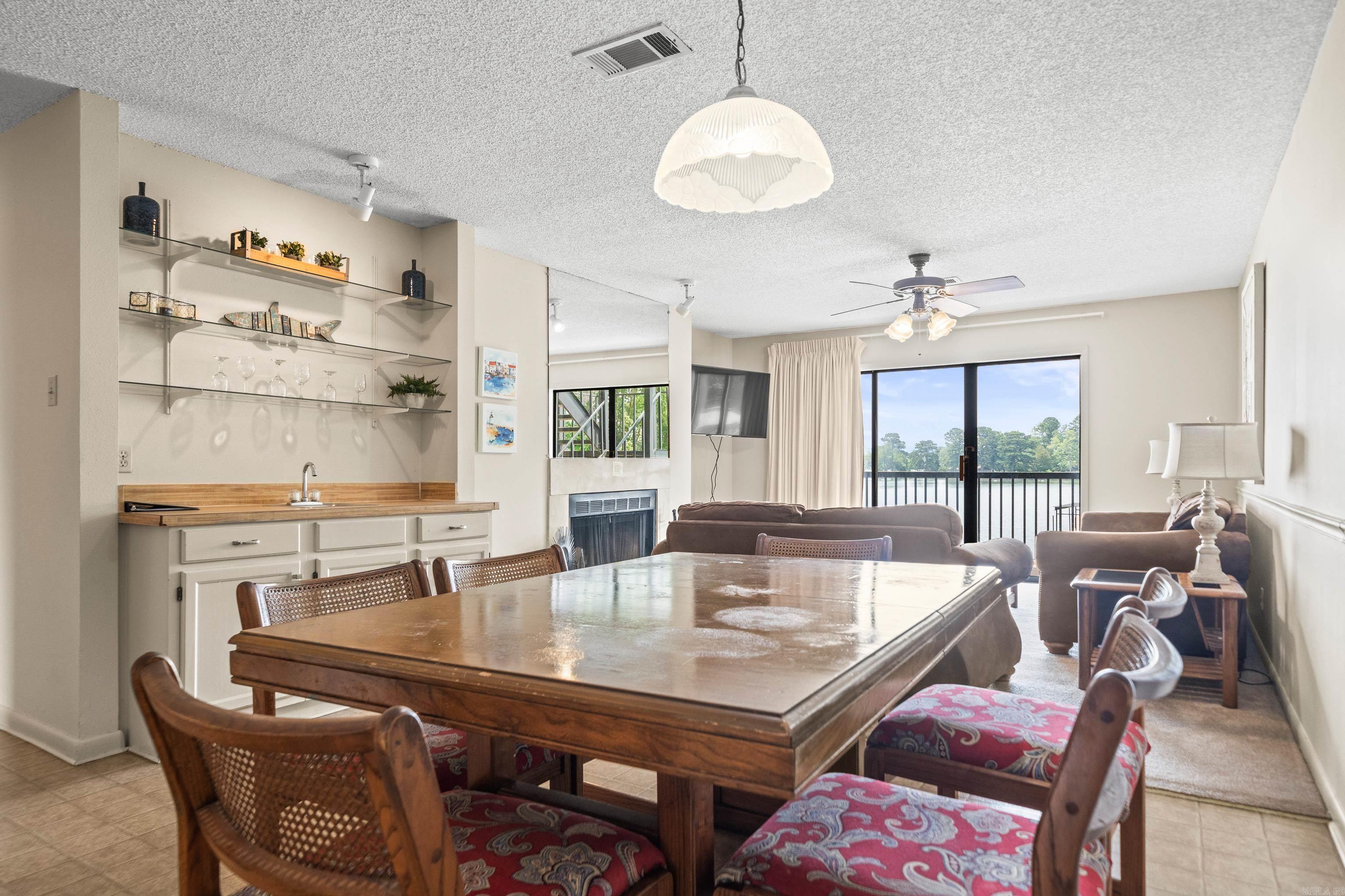 EMERALD ISLE HPR - Residential
