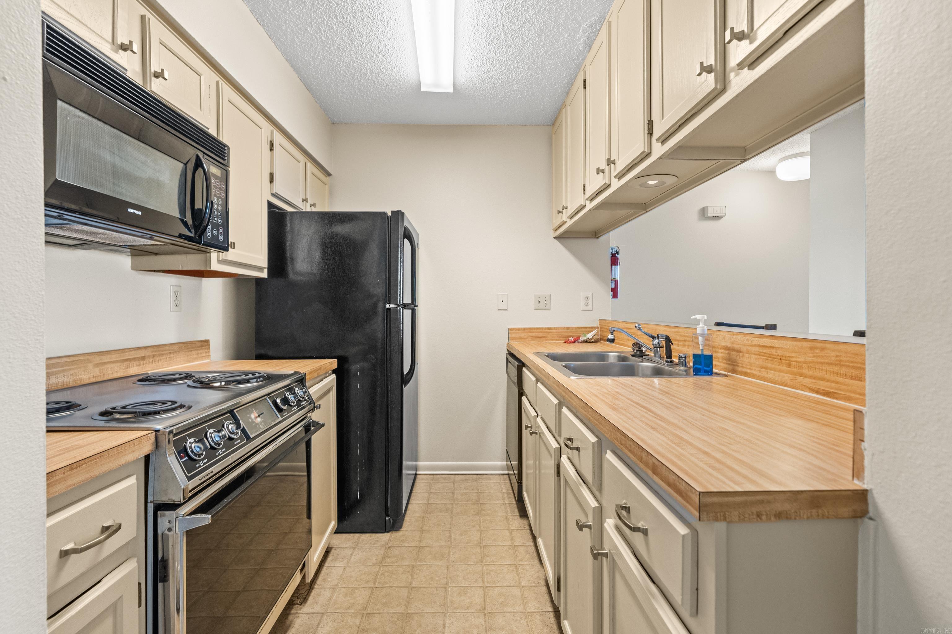 EMERALD ISLE HPR - Residential
