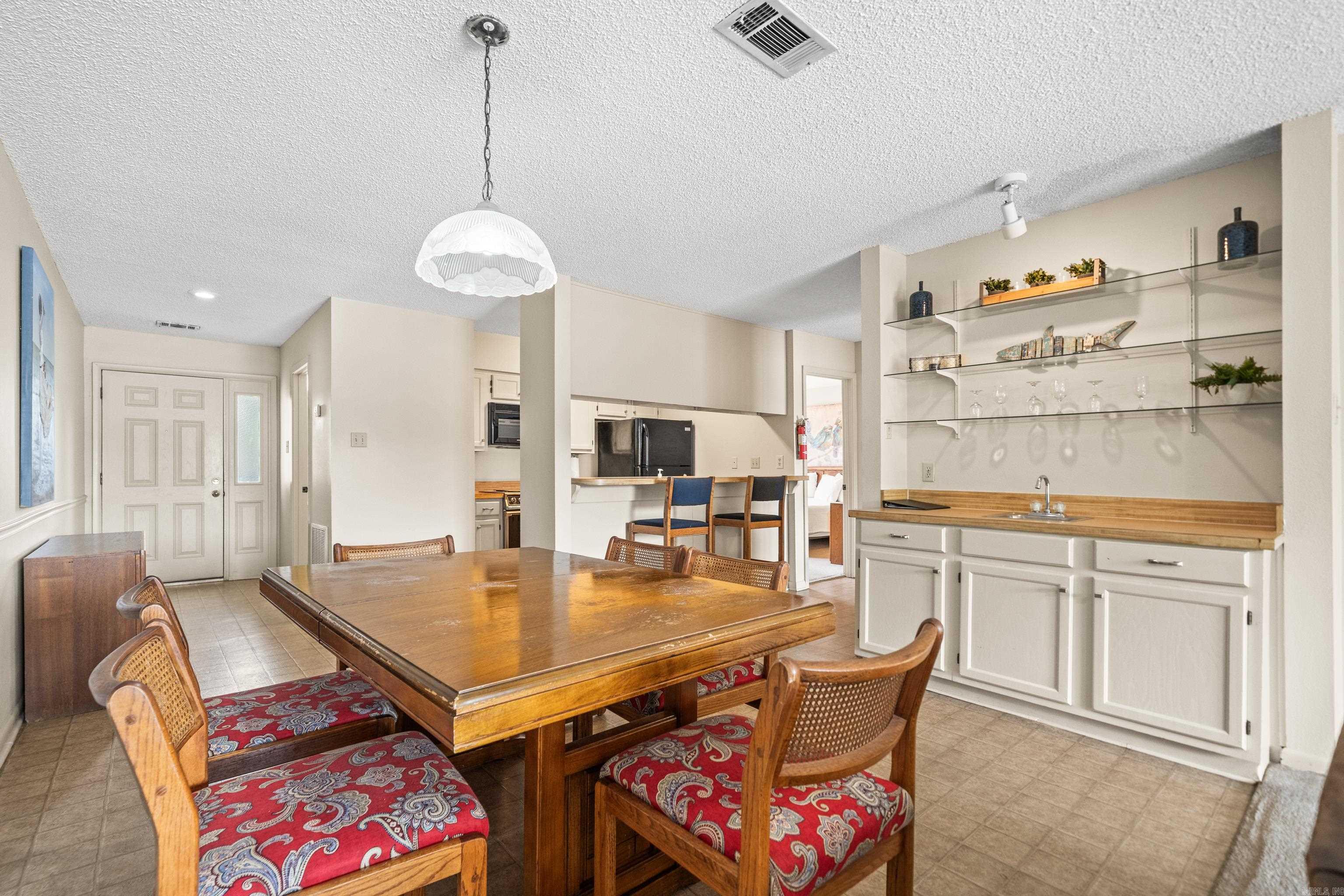 EMERALD ISLE HPR - Residential