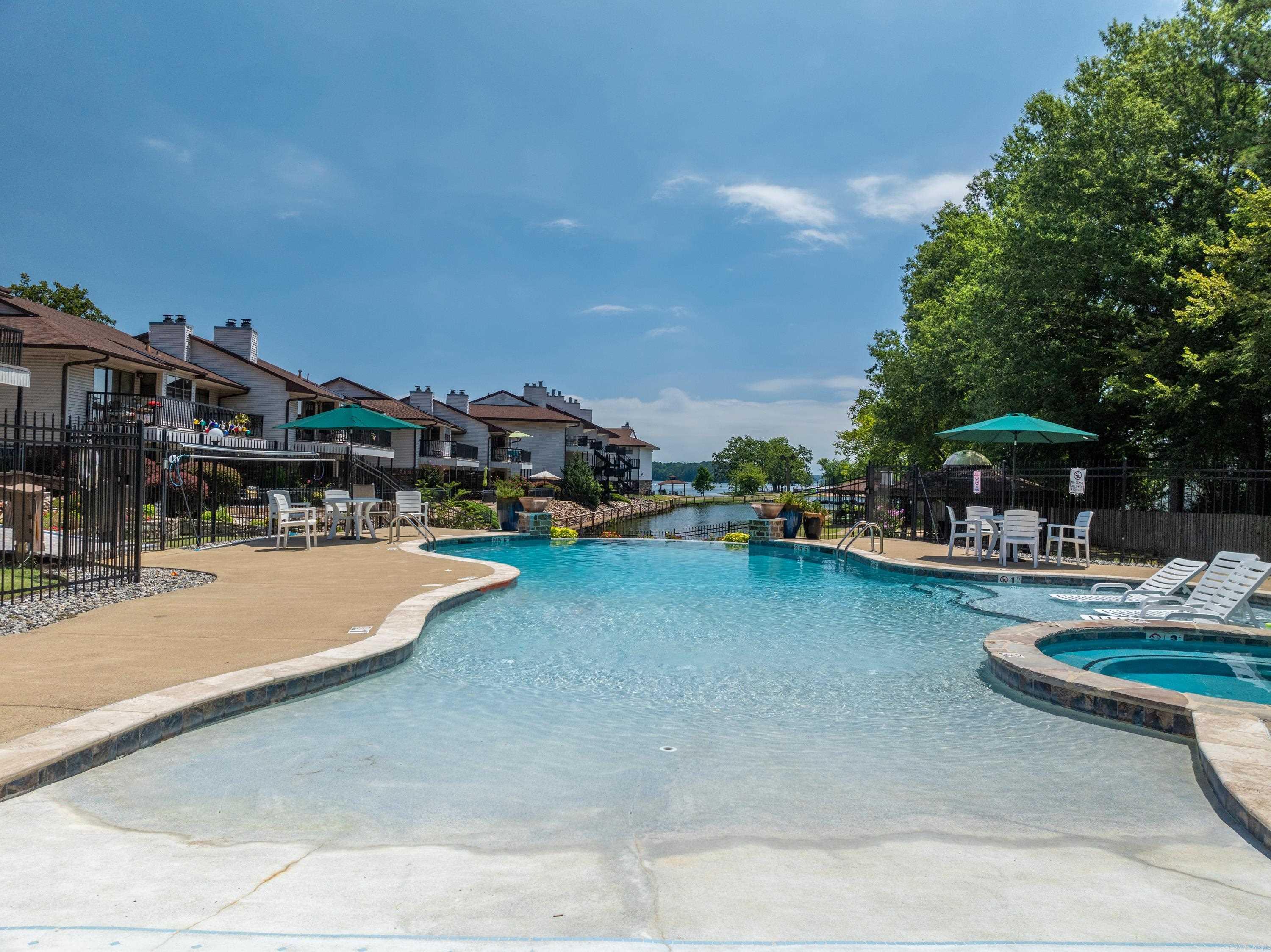 EMERALD ISLE HPR - Residential