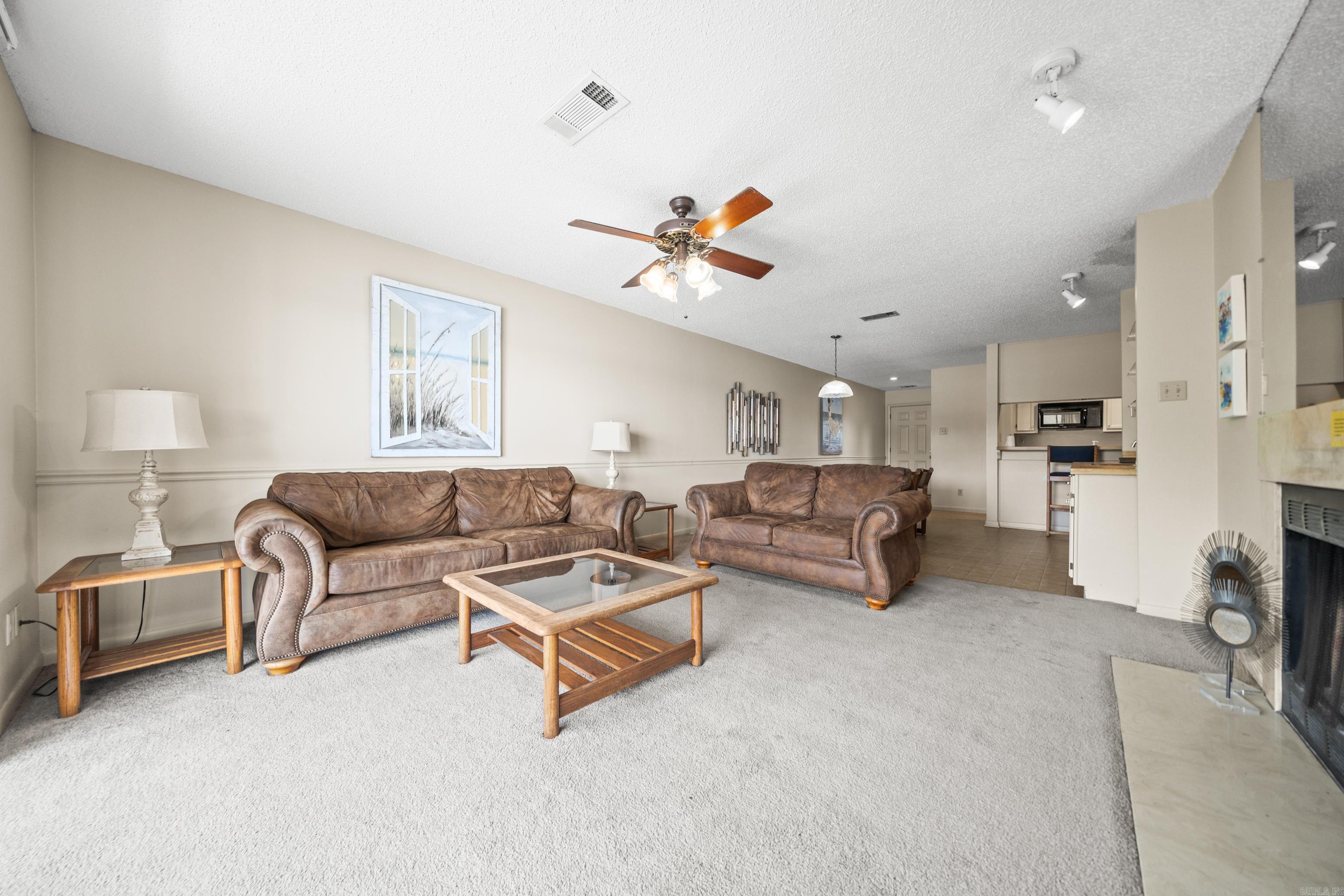 EMERALD ISLE HPR - Residential