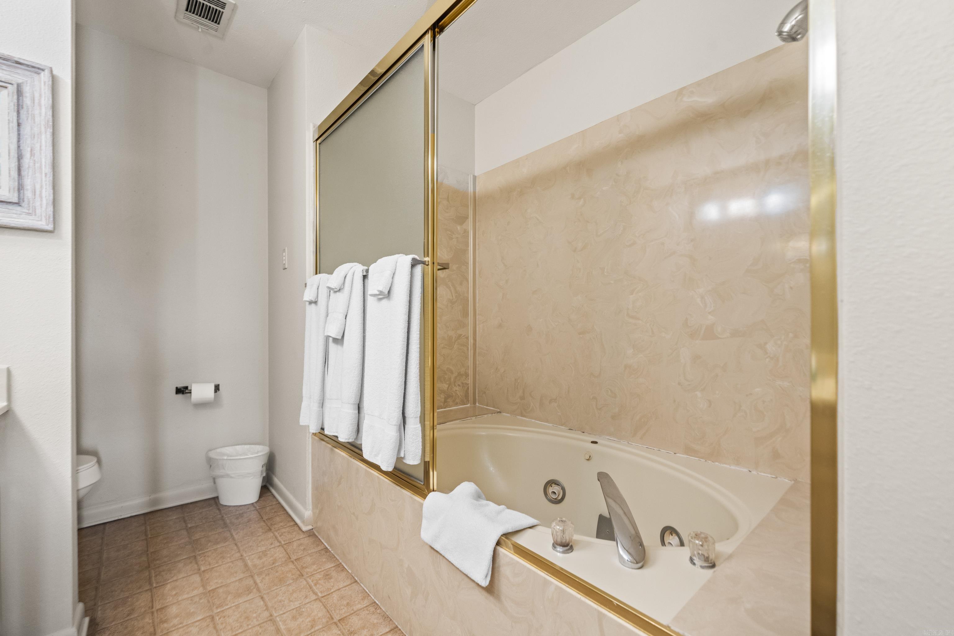 EMERALD ISLE HPR - Residential