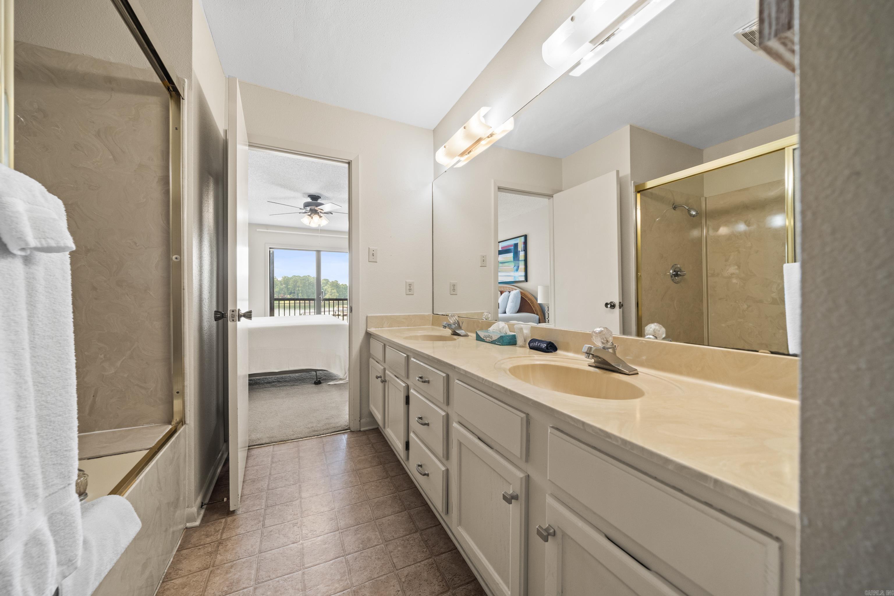 EMERALD ISLE HPR - Residential