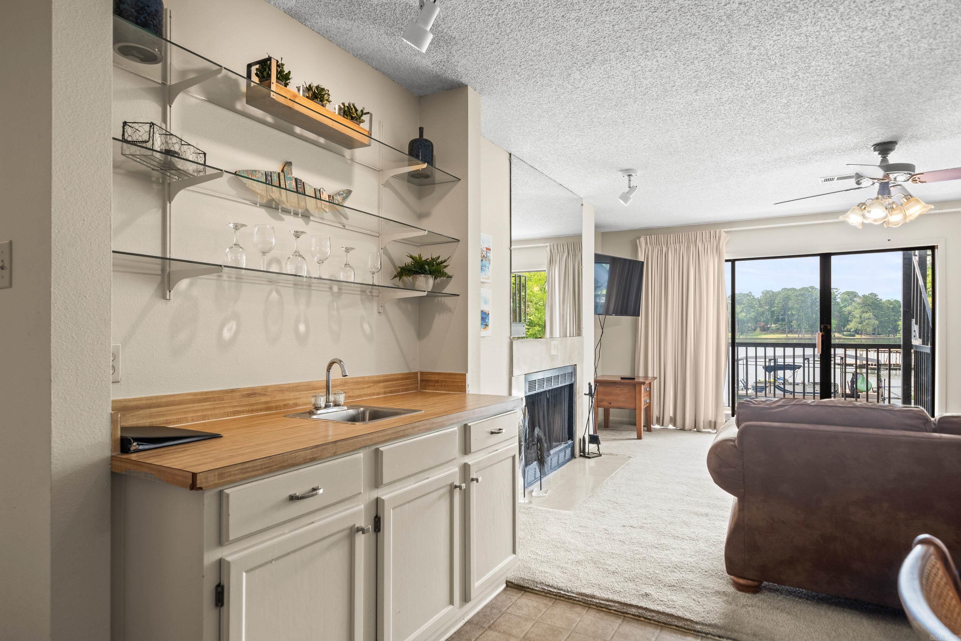 EMERALD ISLE HPR - Residential