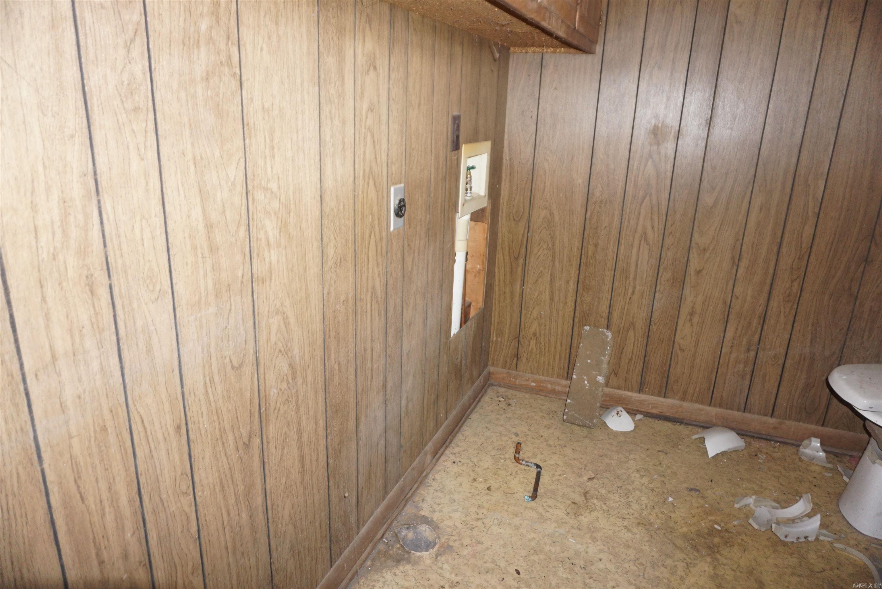 JAMES S/D - Residential