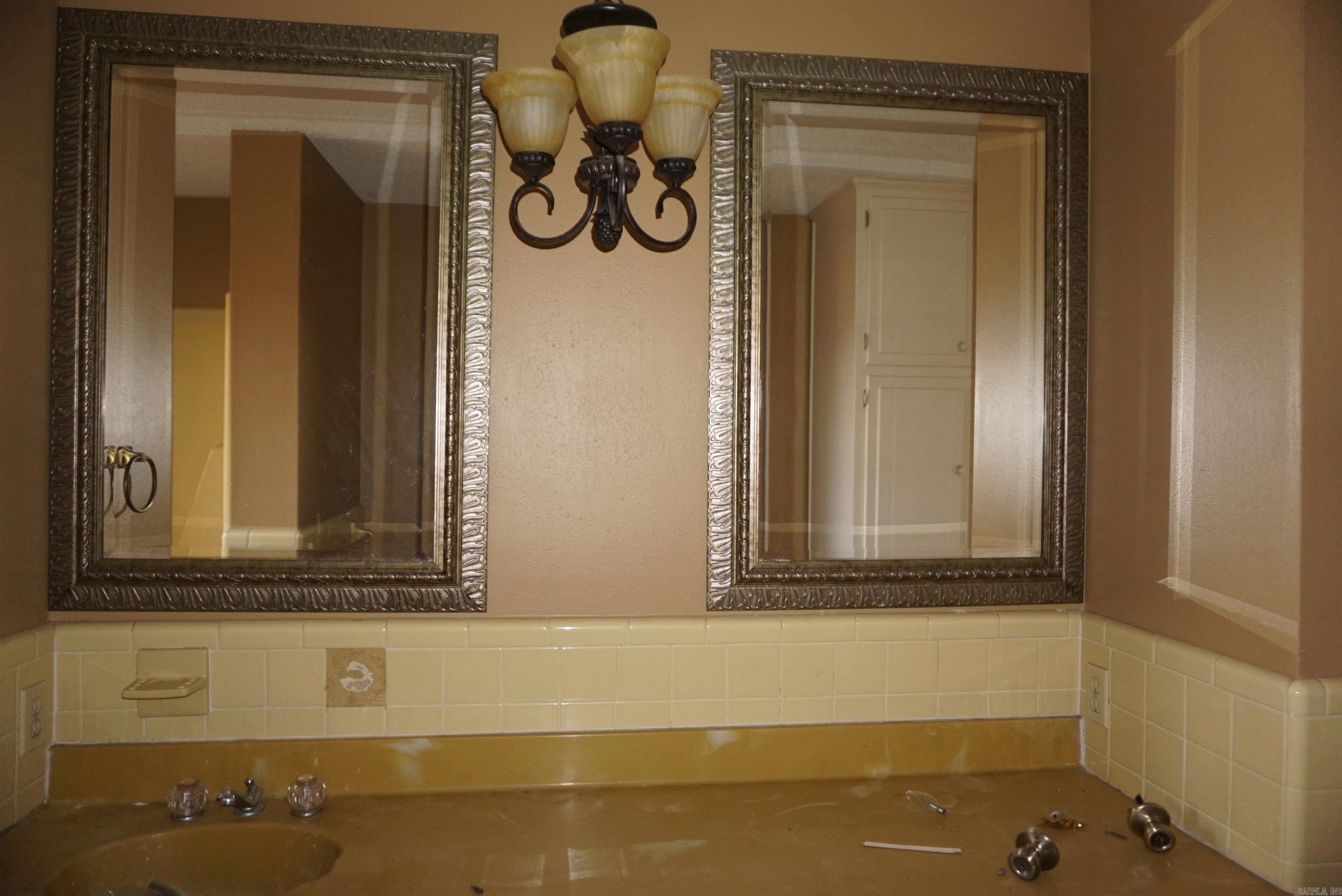 JAMES S/D - Residential